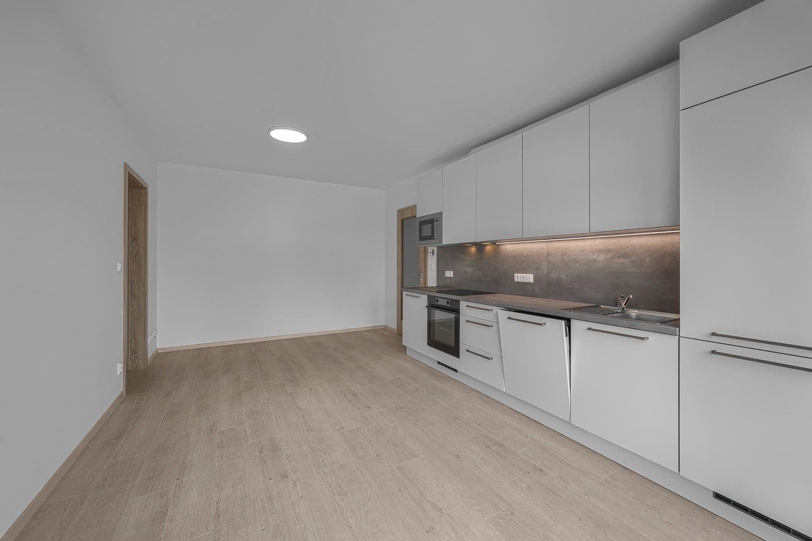 Prenájom bytu 2-izbový 42 m², Pekařova, Praha, Praha Prenájom bytu 2-izbový 42 m², Pekařova, Praha, Praha