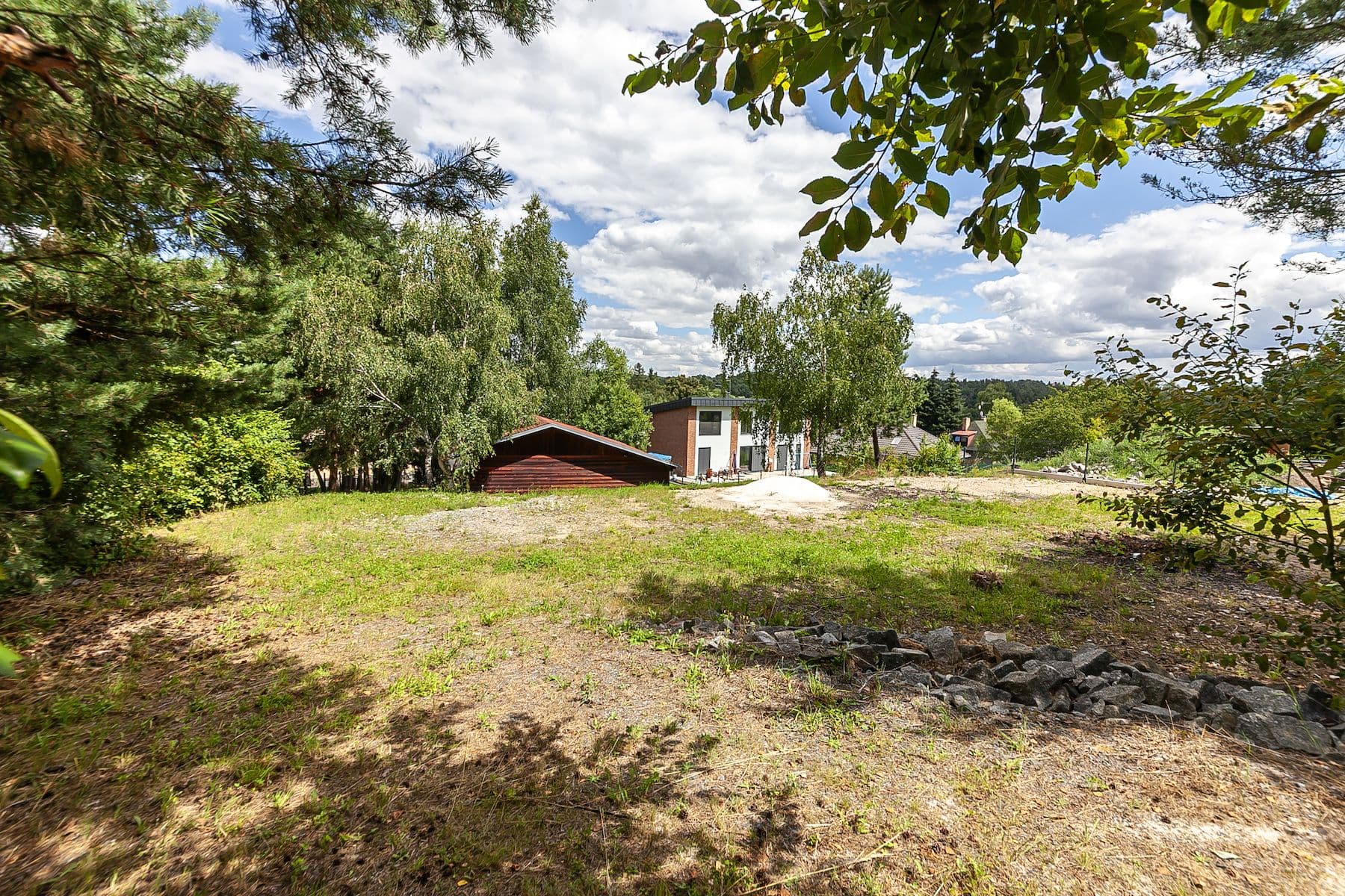 Predaj pozemku 1.468 m², V Jedlovci, Všestary, Středočeský kraj Predaj pozemku 1.468 m², V Jedlovci, Všestary, Středočeský kraj