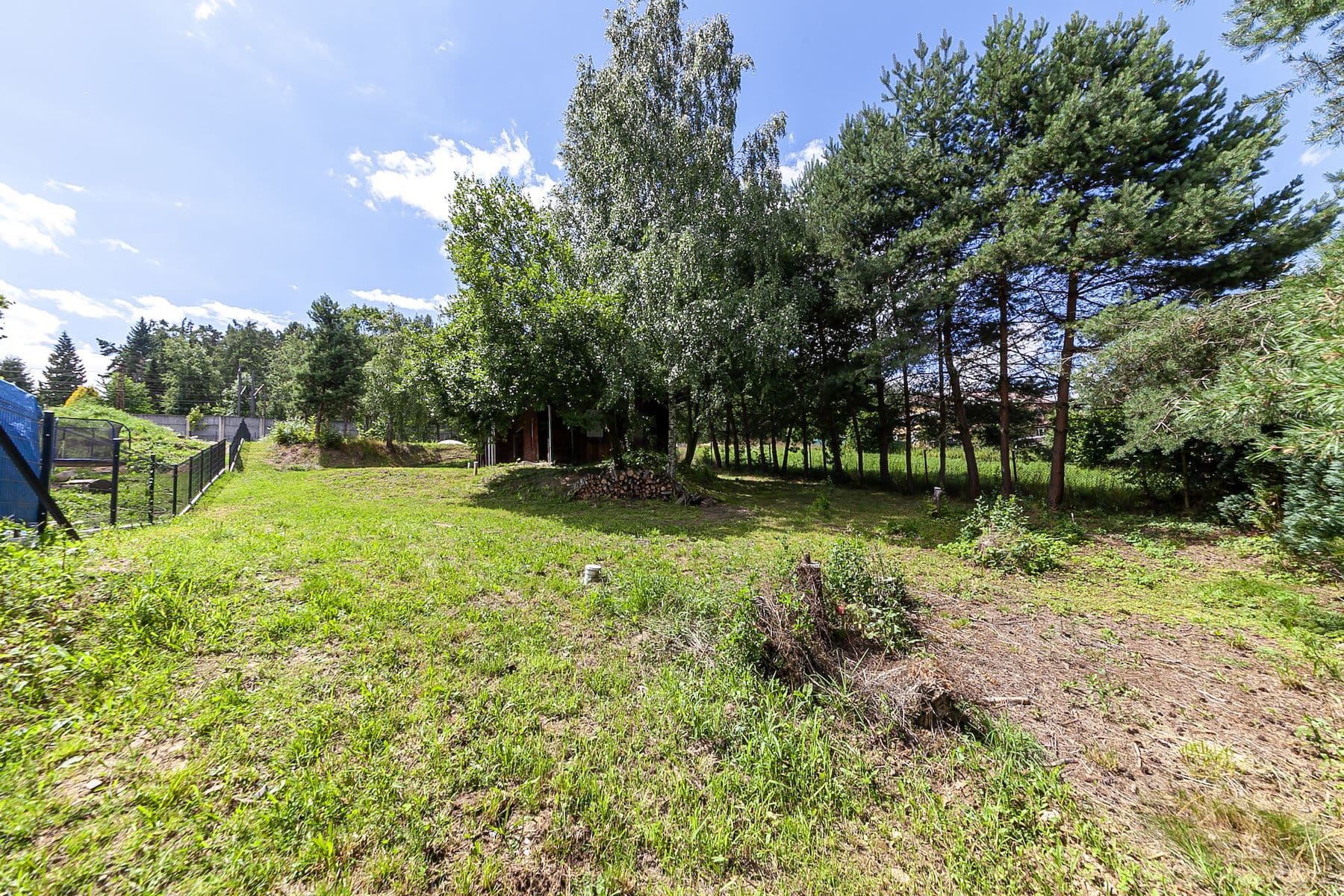 Predaj pozemku 1.468 m², V Jedlovci, Všestary, Středočeský kraj Predaj pozemku 1.468 m², V Jedlovci, Všestary, Středočeský kraj