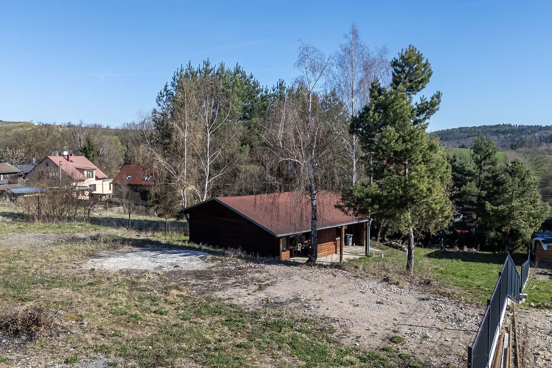 Predaj pozemku 1.468 m², V Jedlovci, Všestary, Středočeský kraj Predaj pozemku 1.468 m², V Jedlovci, Všestary, Středočeský kraj