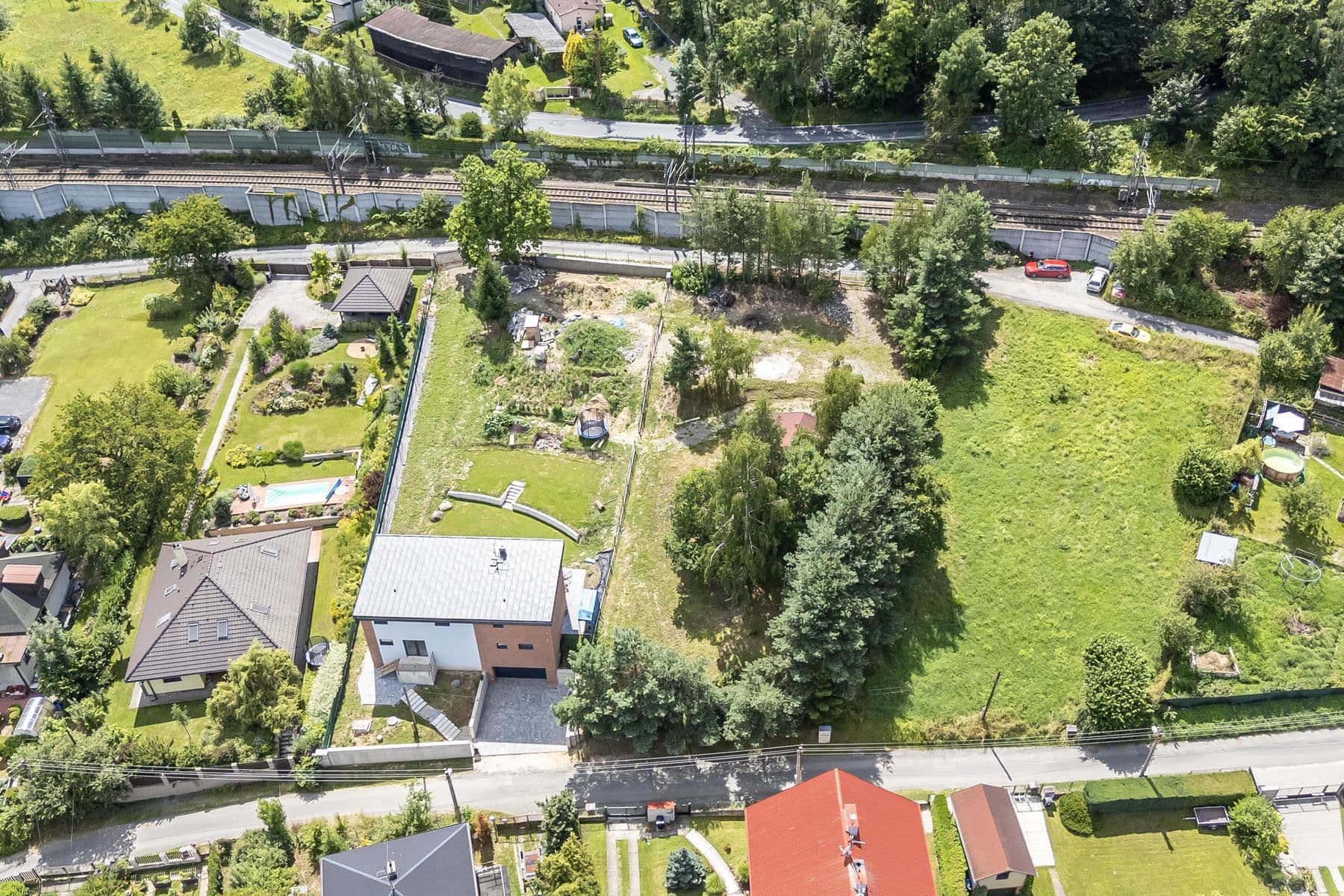 Predaj pozemku 1.468 m², V Jedlovci, Všestary, Středočeský kraj Predaj pozemku 1.468 m², V Jedlovci, Všestary, Středočeský kraj