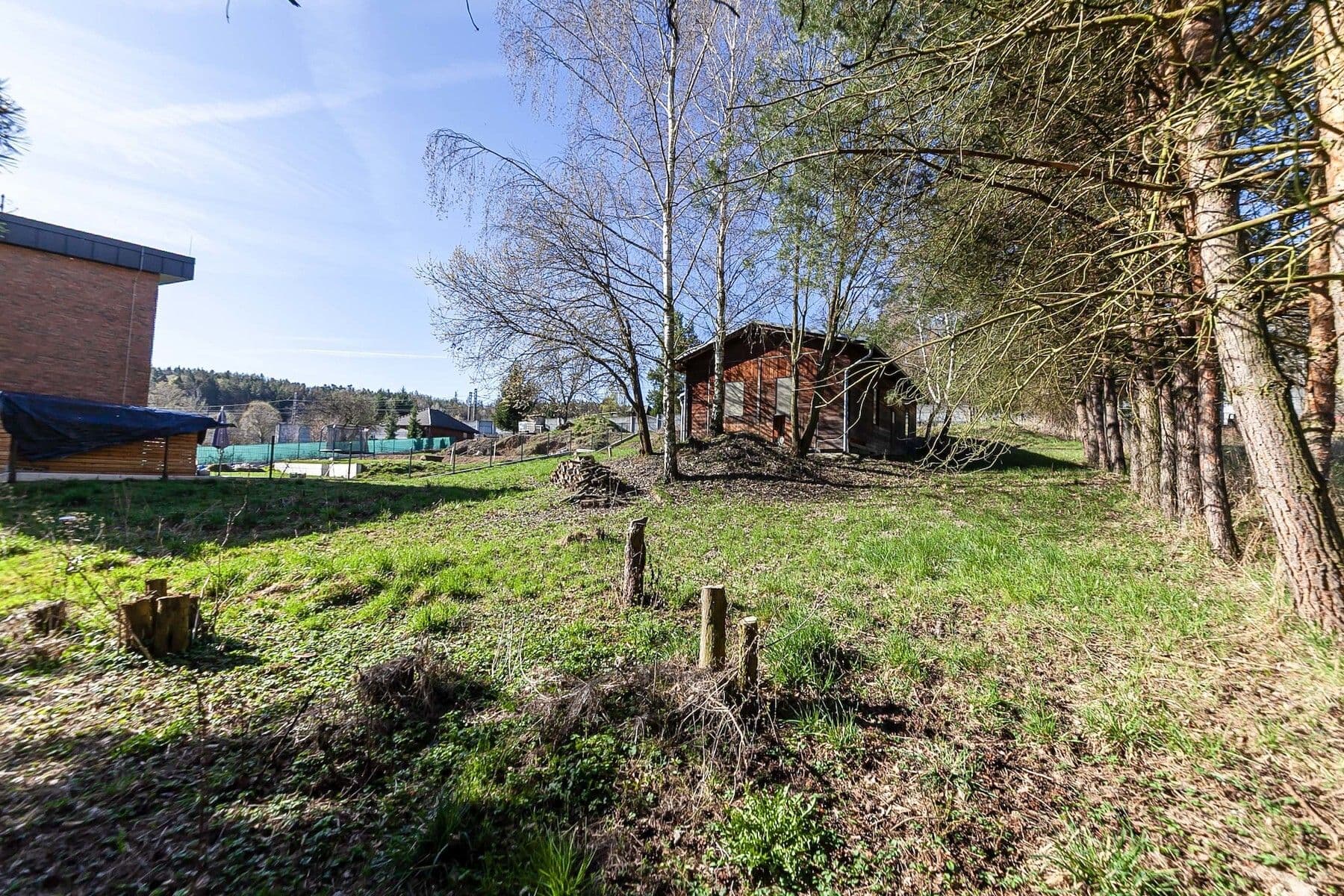 Predaj pozemku 1.468 m², V Jedlovci, Všestary, Středočeský kraj Predaj pozemku 1.468 m², V Jedlovci, Všestary, Středočeský kraj