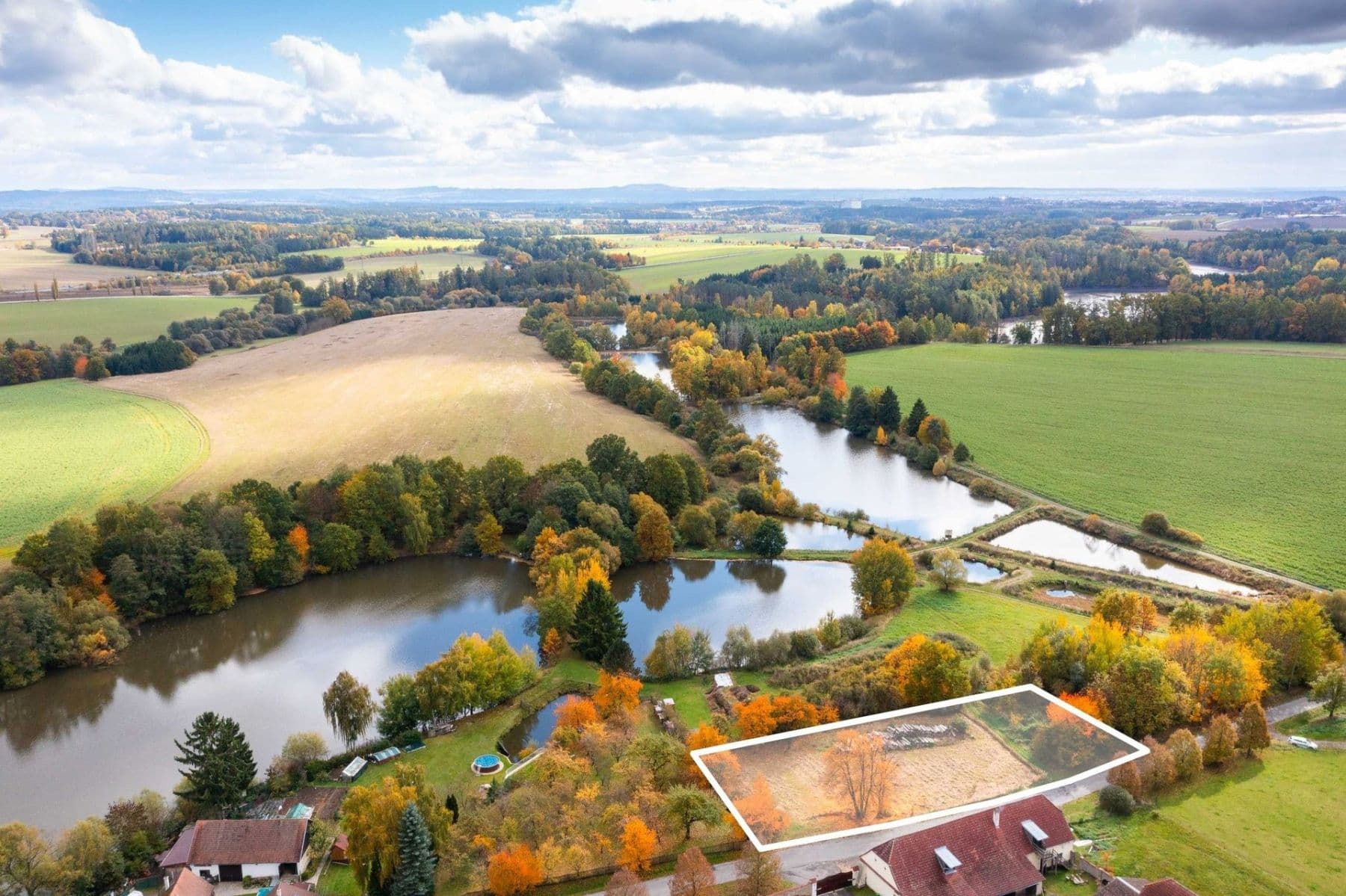 Predaj pozemku 3.200 m², Chotoviny, Jihočeský kraj Predaj pozemku 3.200 m², Chotoviny, Jihočeský kraj