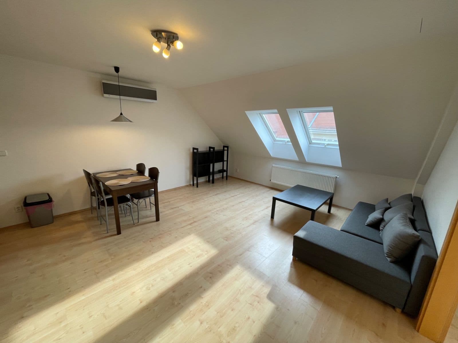 Prenájom bytu 2-izbový 55 m², Sudoměřská, Praha, Praha Prenájom bytu 2-izbový 55 m², Sudoměřská, Praha, Praha