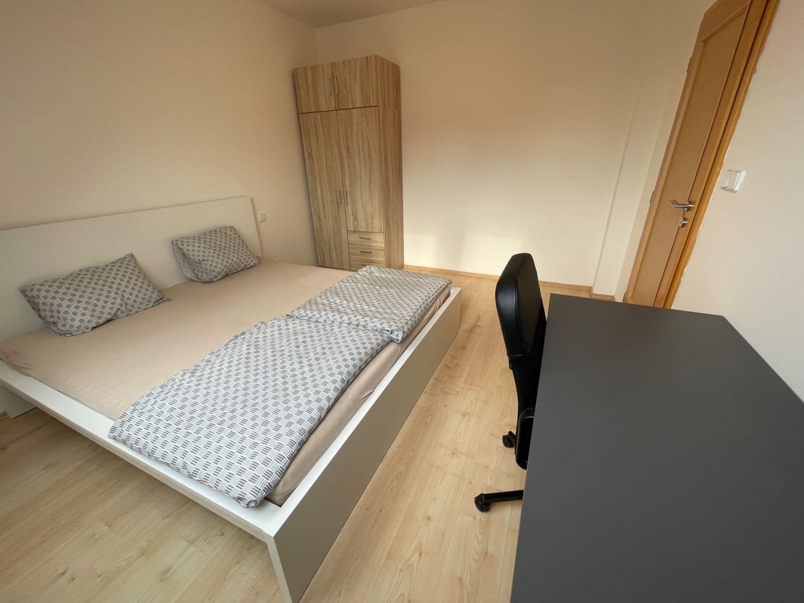 Prenájom bytu 2-izbový 55 m², Sudoměřská, Praha, Praha Prenájom bytu 2-izbový 55 m², Sudoměřská, Praha, Praha