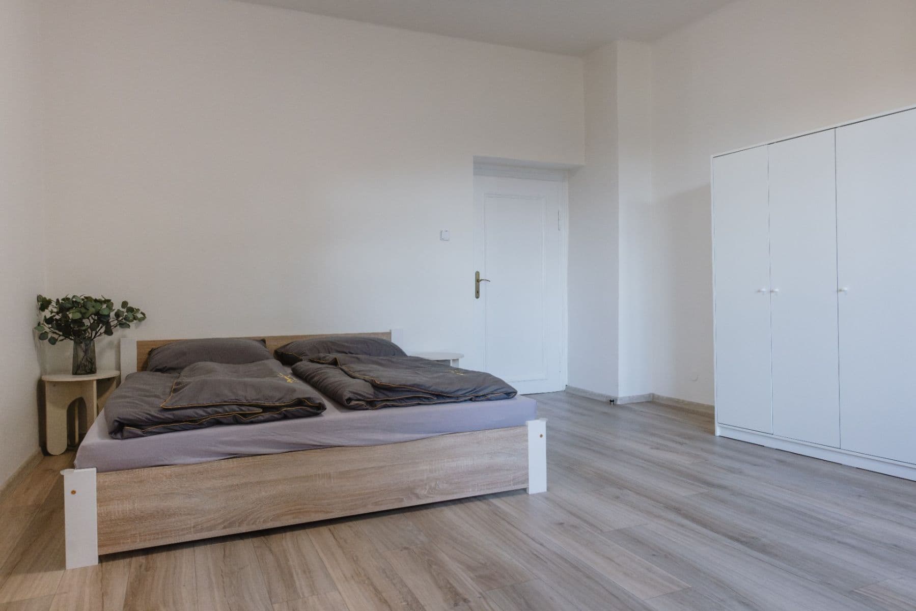 Prenájom bytu 3-izbový 100 m², Na Perštýně, Liberec, Liberecký kraj Prenájom bytu 3-izbový 100 m², Na Perštýně, Liberec, Liberecký kraj