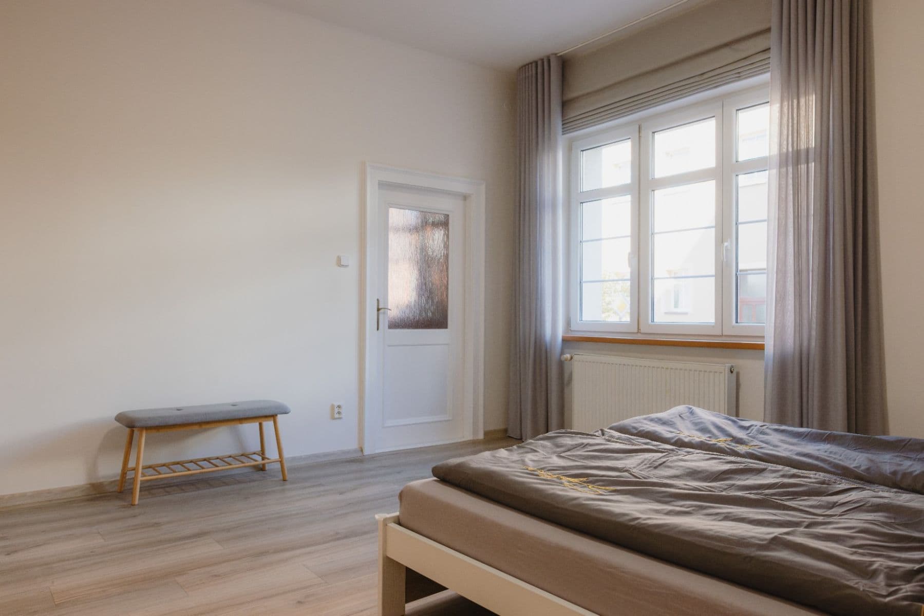 Prenájom bytu 3-izbový 100 m², Na Perštýně, Liberec, Liberecký kraj Prenájom bytu 3-izbový 100 m², Na Perštýně, Liberec, Liberecký kraj