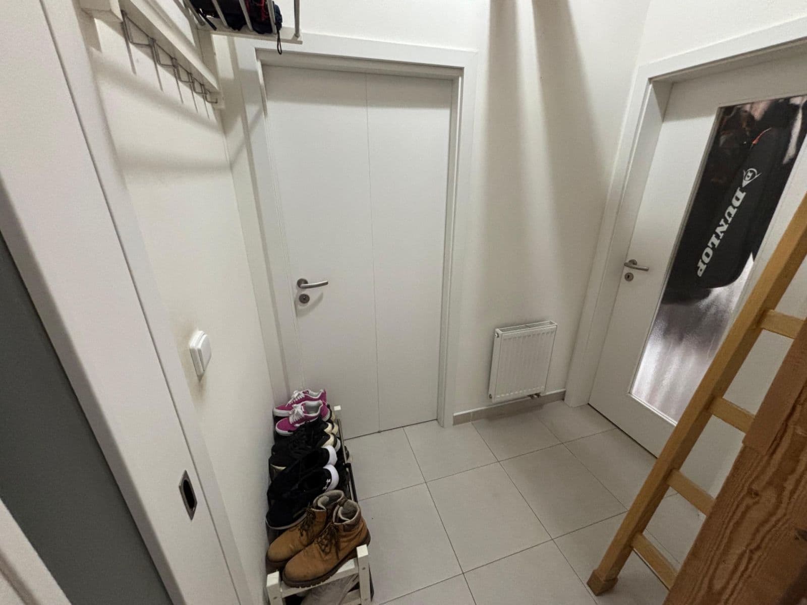 Prenájom bytu 2-izbový 40 m², Strančická, Praha, Praha Prenájom bytu 2-izbový 40 m², Strančická, Praha, Praha