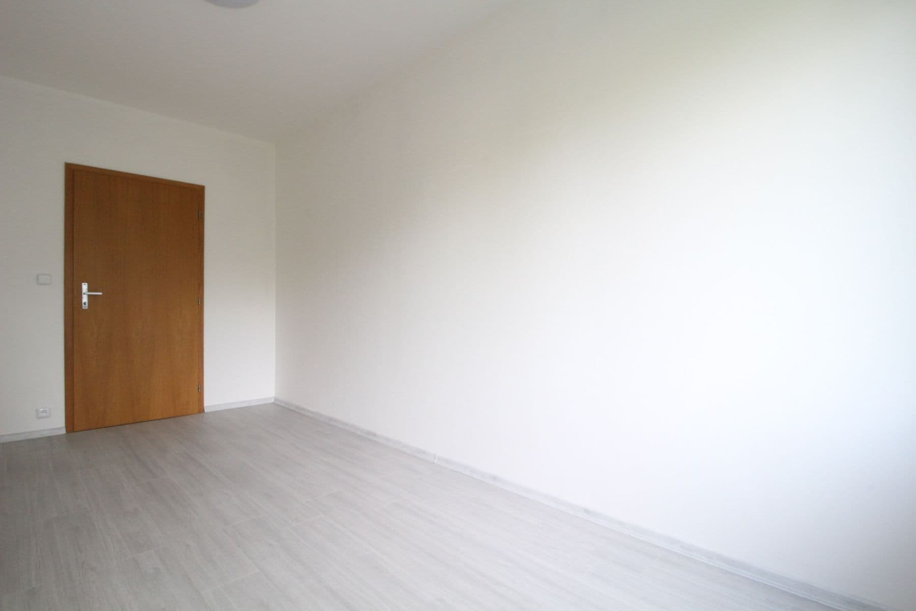 Prenájom bytu 3-izbový 93 m², Velká skála, Praha, Praha Prenájom bytu 3-izbový 93 m², Velká skála, Praha, Praha