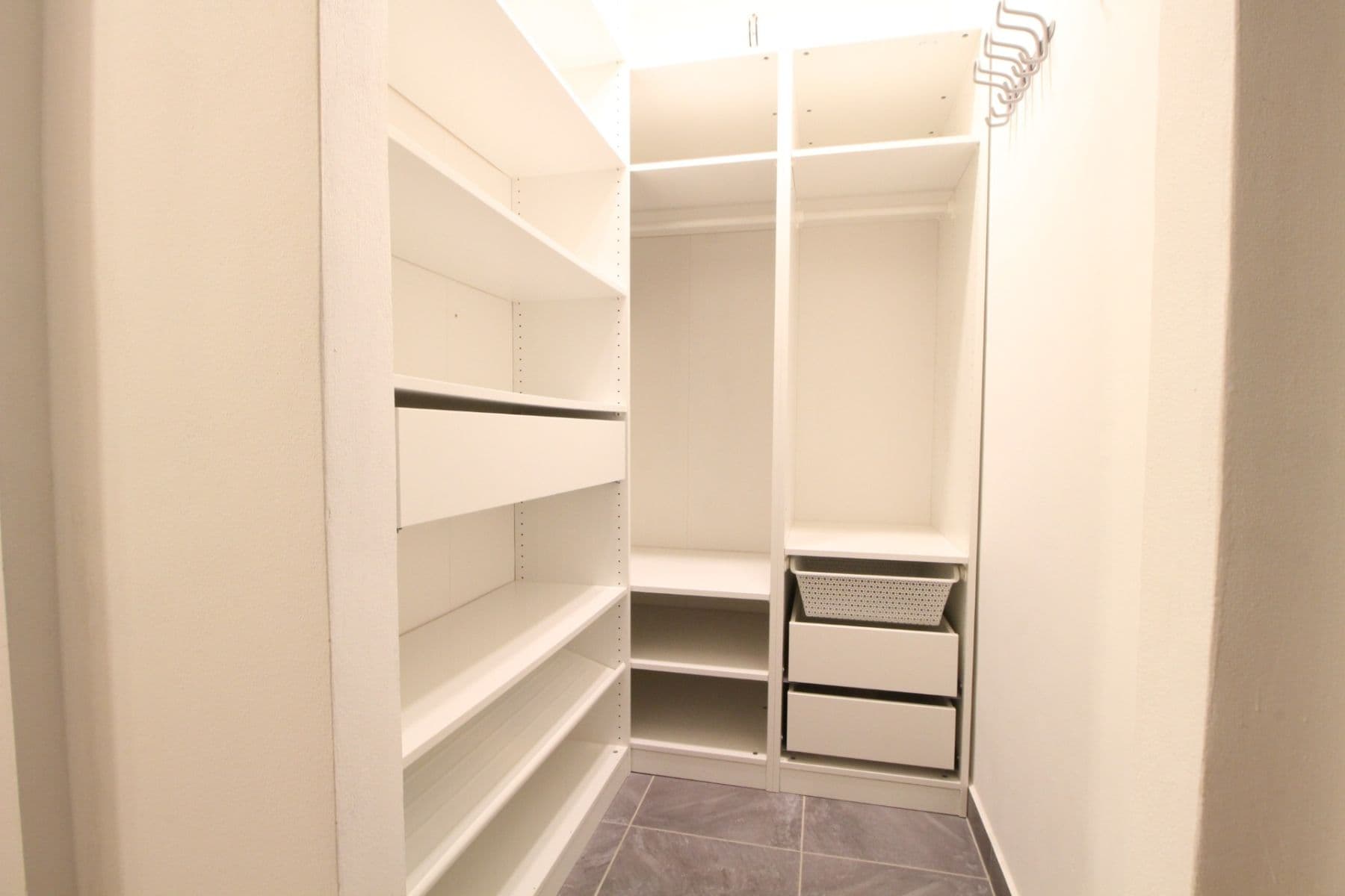 Prenájom bytu 2-izbový 55 m², Hrušovická, Praha, Praha Prenájom bytu 2-izbový 55 m², Hrušovická, Praha, Praha