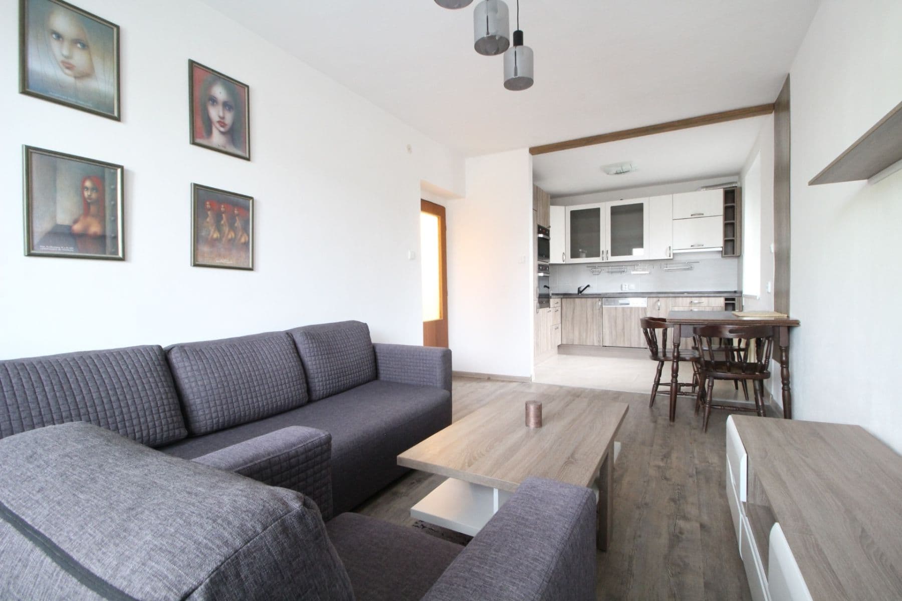 Prenájom bytu 2-izbový 55 m², Hrušovická, Praha, Praha Prenájom bytu 2-izbový 55 m², Hrušovická, Praha, Praha