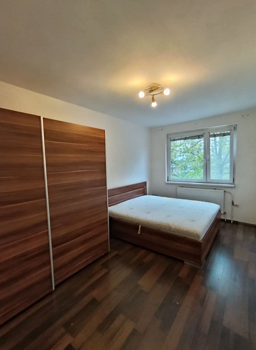 Predaj bytu 4-izbový 88 m², Wolkrova, Petržalka, Bratislavský kraj Predaj bytu 4-izbový 88 m², Wolkrova, Petržalka, Bratislavský kraj