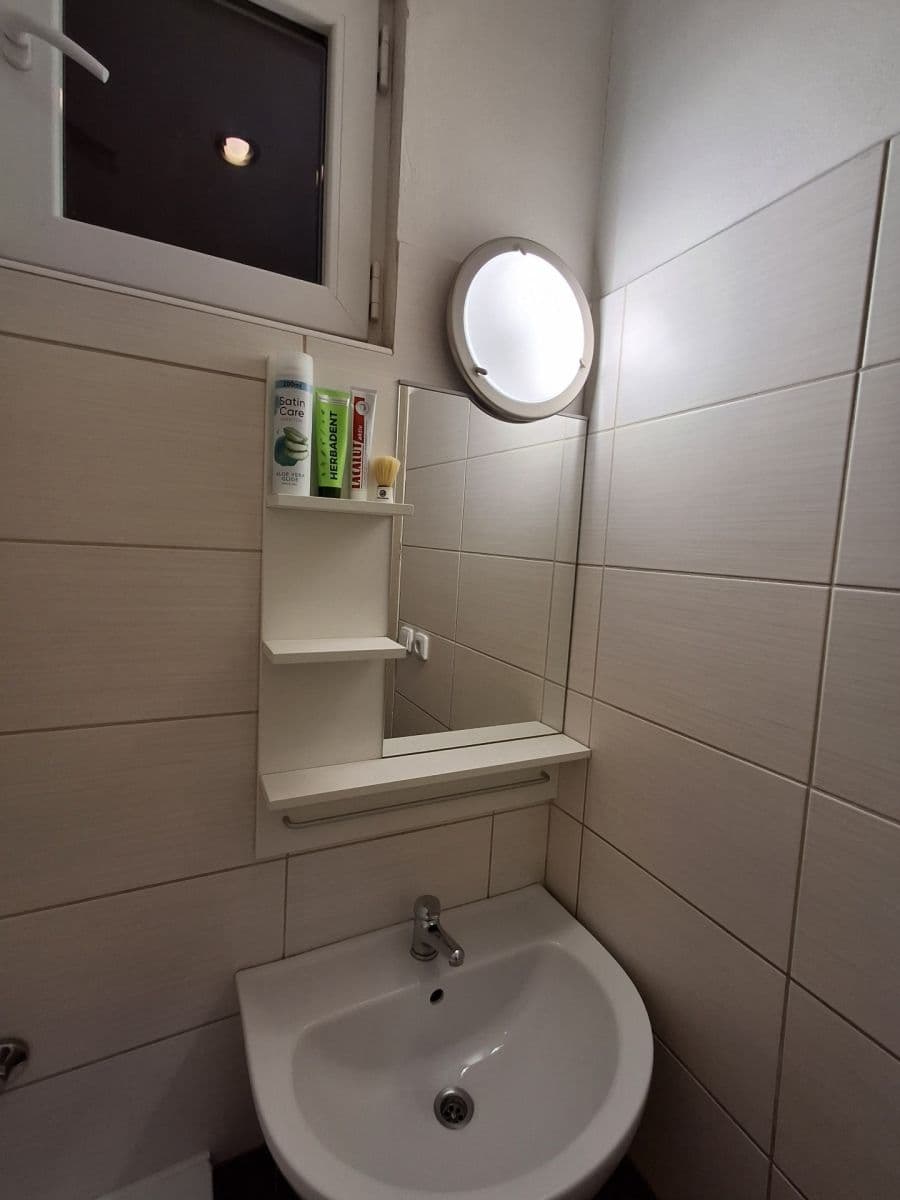 Prenájom bytu 2-izbový 53 m², Táboritská, Praha, Praha Prenájom bytu 2-izbový 53 m², Táboritská, Praha, Praha