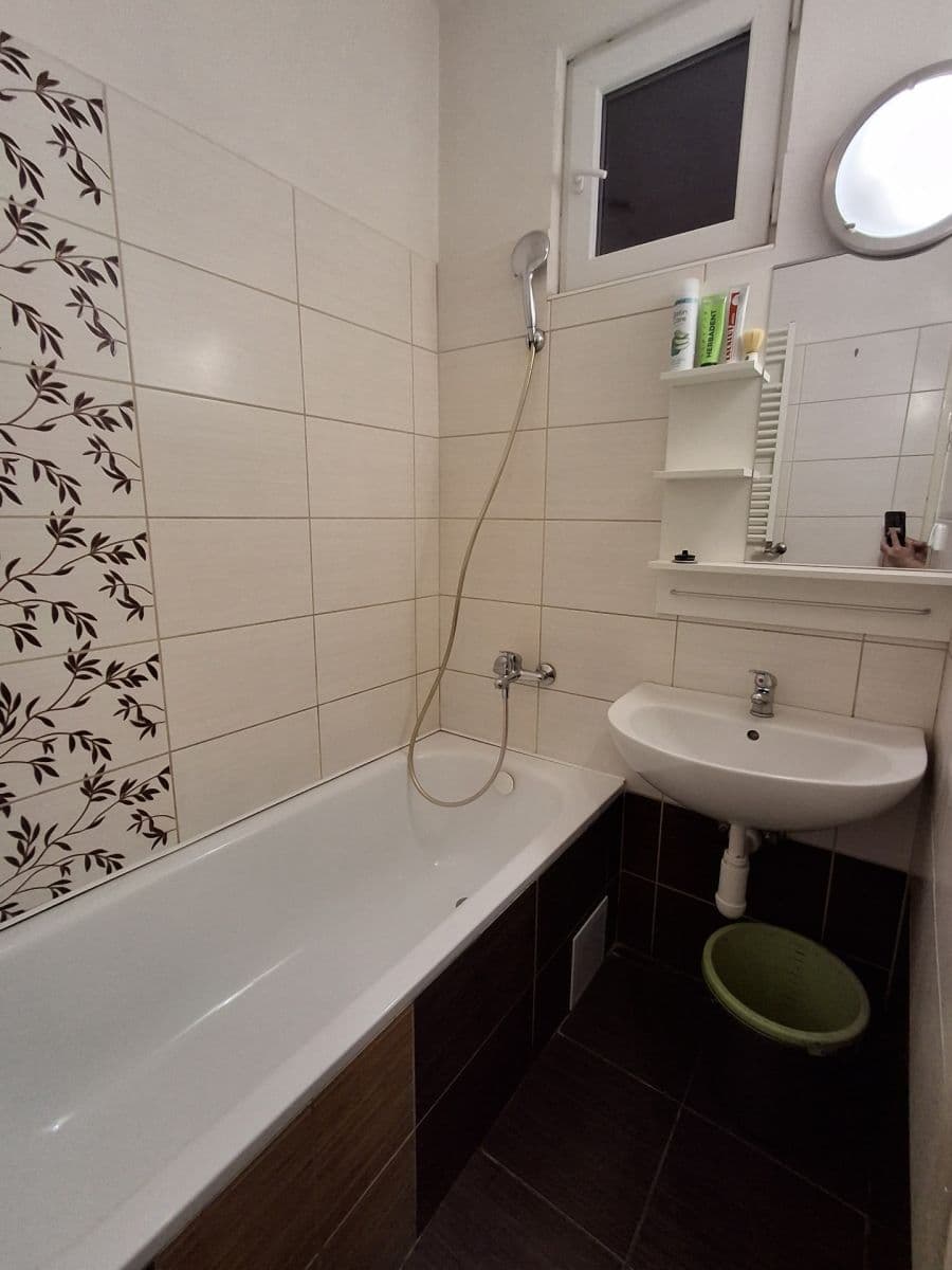 Prenájom bytu 2-izbový 53 m², Táboritská, Praha, Praha Prenájom bytu 2-izbový 53 m², Táboritská, Praha, Praha