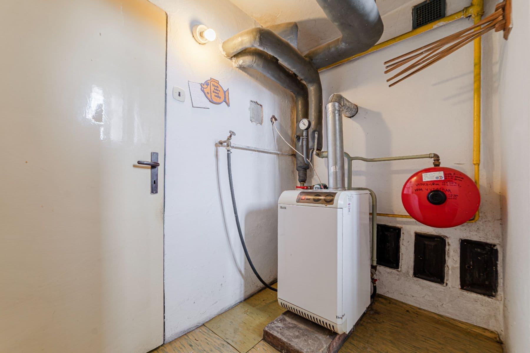 Predaj domu 73 m², pozemek 300 m², Šafaříkova, Valašské Meziříčí, Zlínský kraj Predaj domu 73 m², pozemek 300 m², Šafaříkova, Valašské Meziříčí, Zlínský kraj