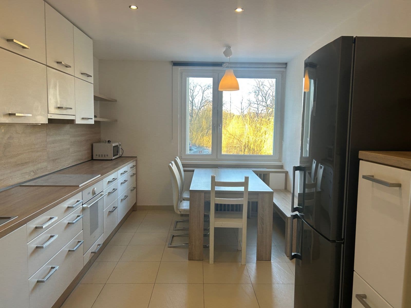 Prenájom bytu 3-izbový 121 m², Družstevní ochoz, Praha, Praha Prenájom bytu 3-izbový 121 m², Družstevní ochoz, Praha, Praha