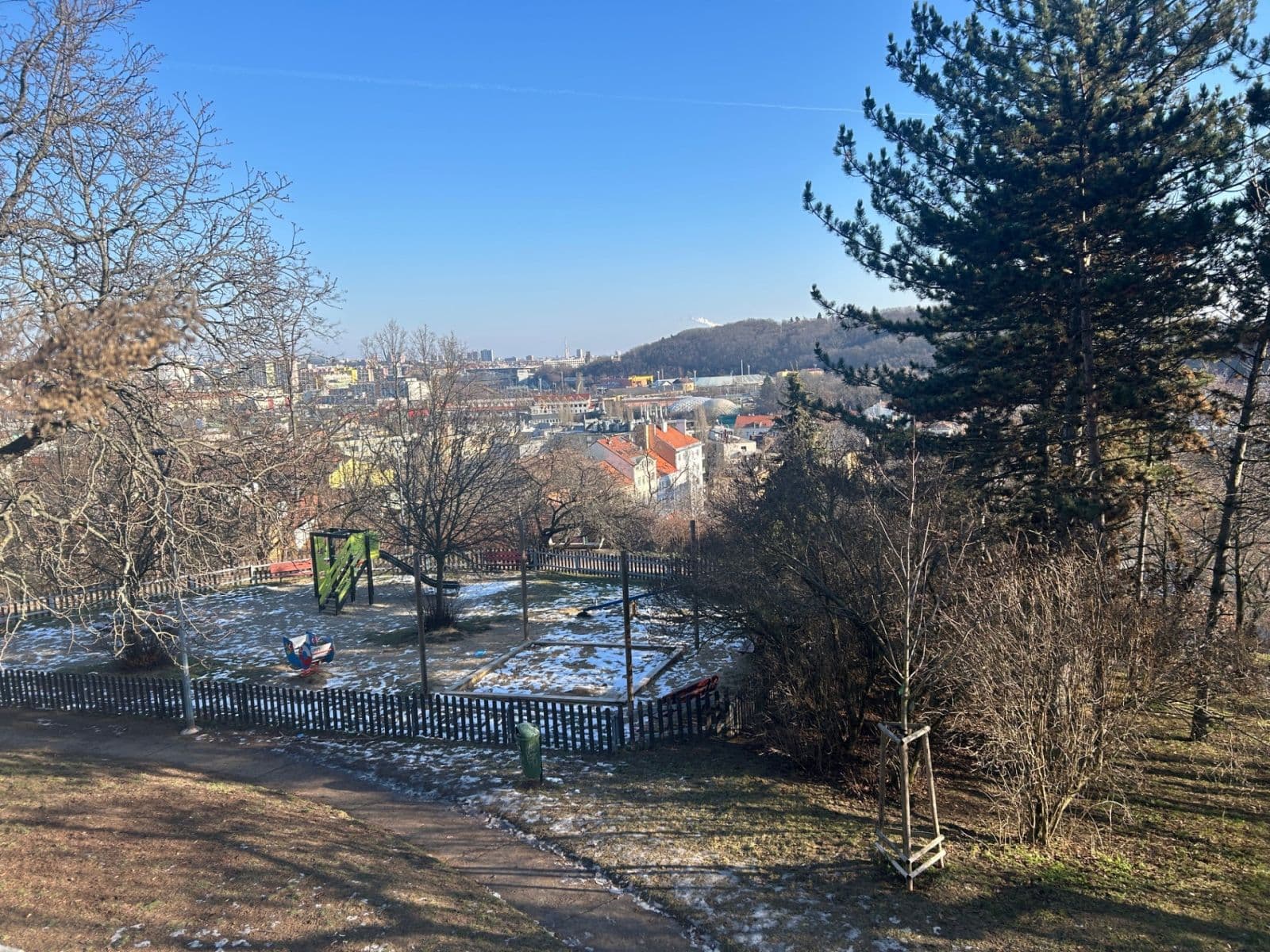 Prenájom bytu 3-izbový 121 m², Družstevní ochoz, Praha, Praha Prenájom bytu 3-izbový 121 m², Družstevní ochoz, Praha, Praha