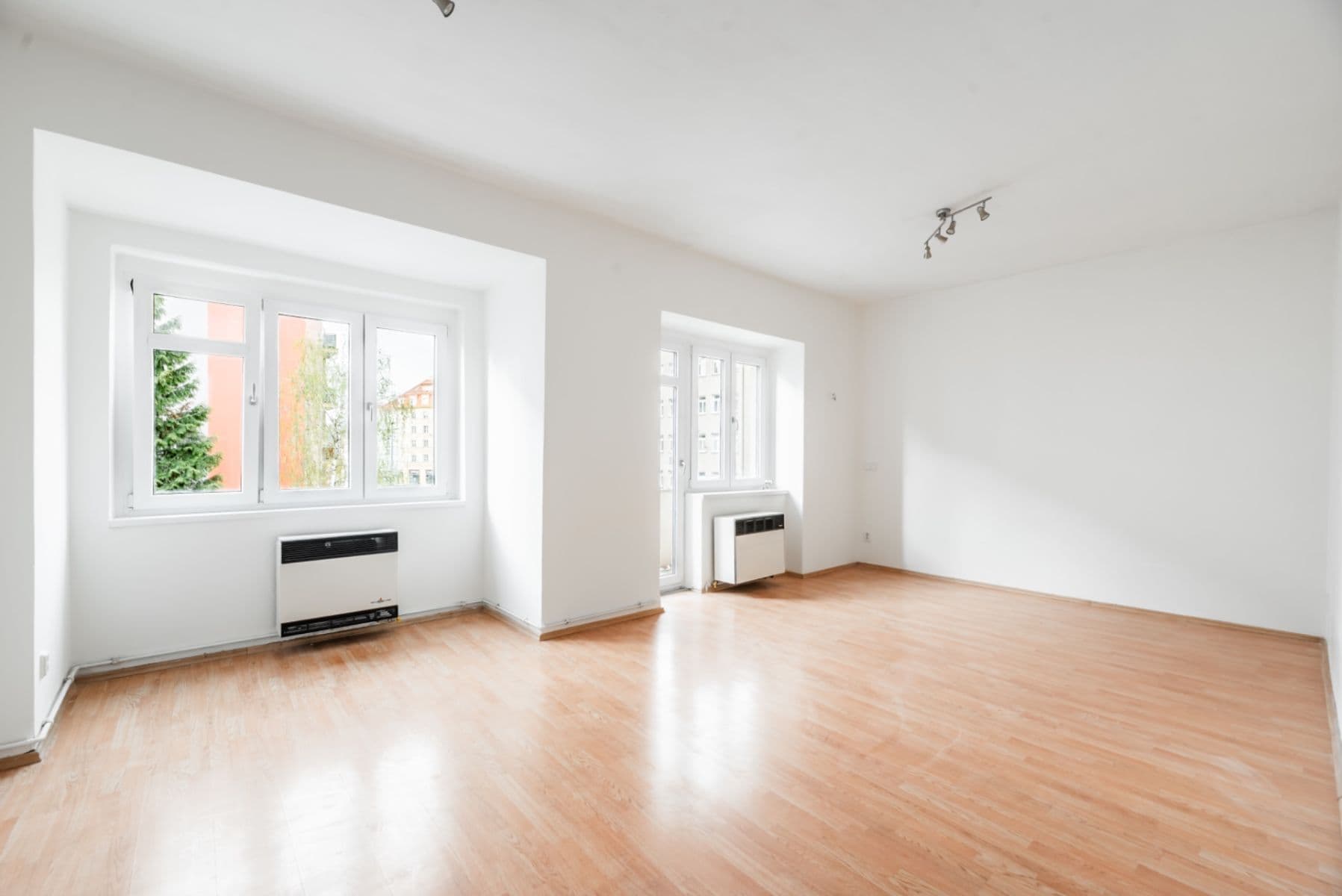 Predaj bytu 2-izbový 68 m², Kloboučnická, Praha, Praha Predaj bytu 2-izbový 68 m², Kloboučnická, Praha, Praha
