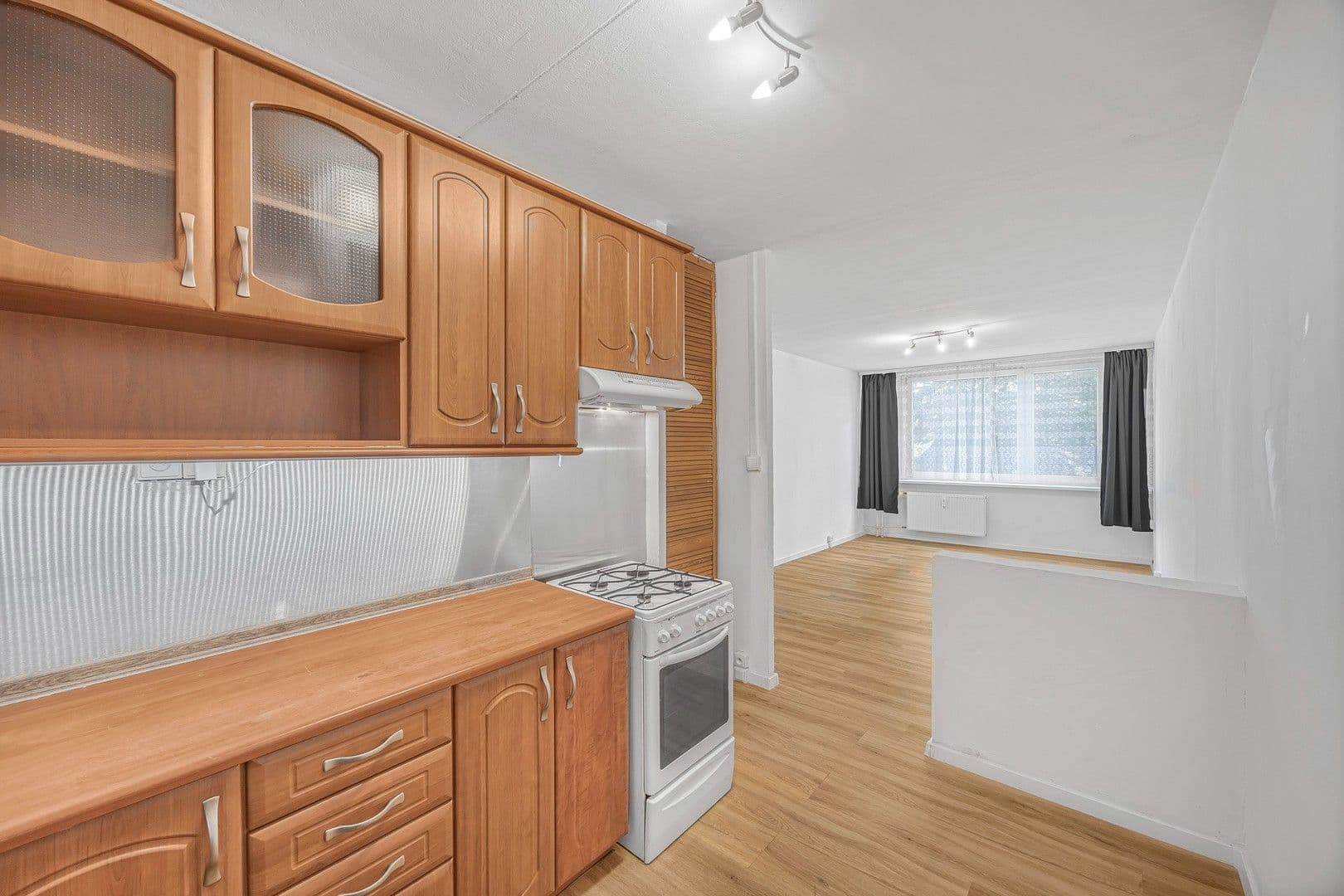 Prenájom bytu 2-izbový 49 m², Janovská, Praha, Praha Prenájom bytu 2-izbový 49 m², Janovská, Praha, Praha