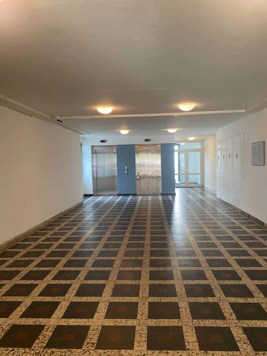 Predaj bytu 4-izbový 80 m², Hurbanova, Praha, Praha Predaj bytu 4-izbový 80 m², Hurbanova, Praha, Praha