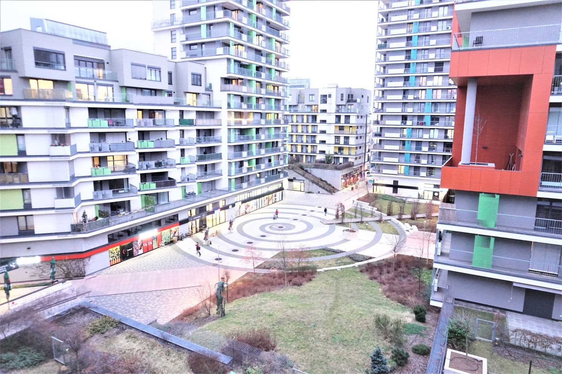 Prenájom bytu 1-izbový 39 m², Počernická, Praha, Praha Prenájom bytu 1-izbový 39 m², Počernická, Praha, Praha