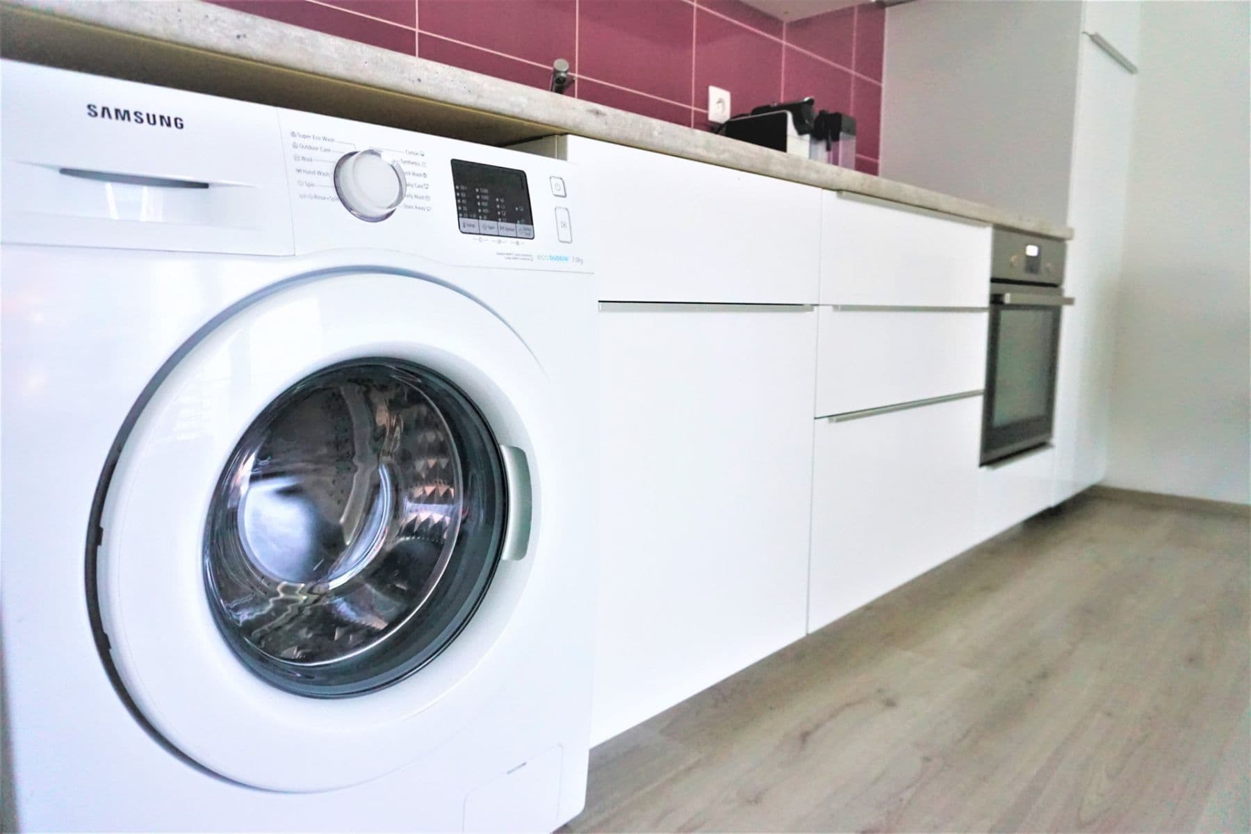 Prenájom bytu 1-izbový 39 m², Počernická, Praha, Praha Prenájom bytu 1-izbový 39 m², Počernická, Praha, Praha