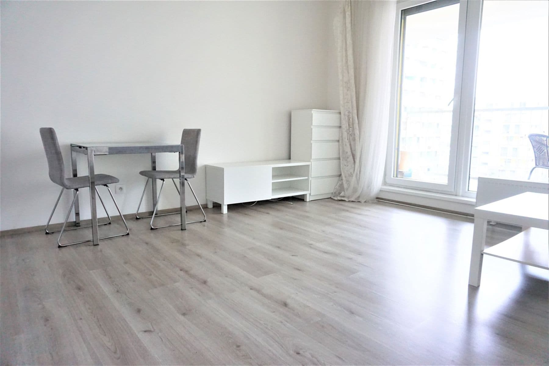 Prenájom bytu 1-izbový 39 m², Počernická, Praha, Praha Prenájom bytu 1-izbový 39 m², Počernická, Praha, Praha