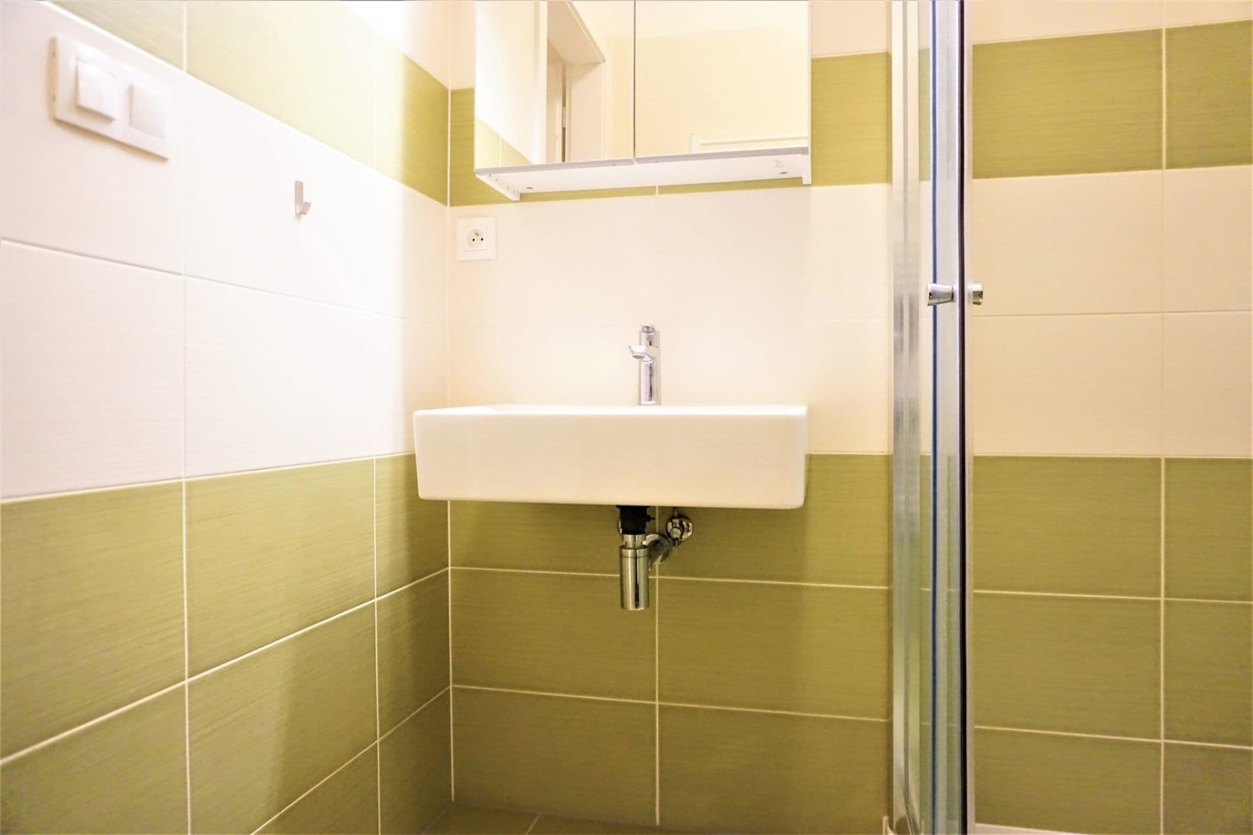 Prenájom bytu 1-izbový 39 m², Počernická, Praha, Praha Prenájom bytu 1-izbový 39 m², Počernická, Praha, Praha