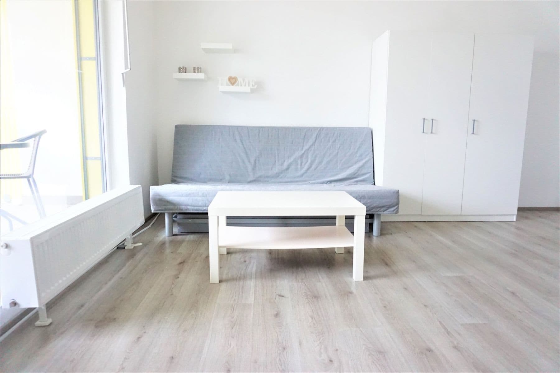 Prenájom bytu 1-izbový 39 m², Počernická, Praha, Praha Prenájom bytu 1-izbový 39 m², Počernická, Praha, Praha
