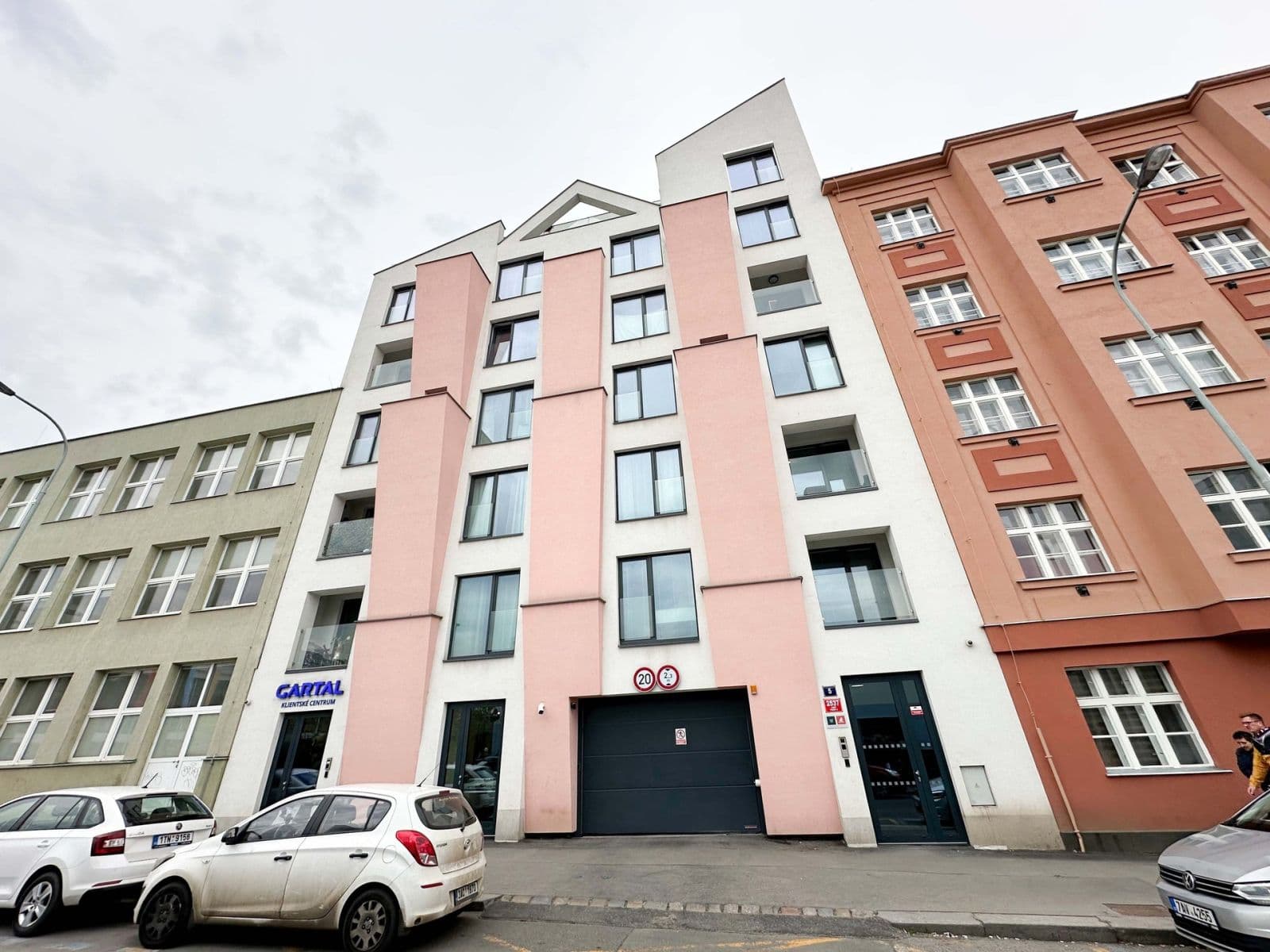 Prenájom bytu 2-izbový 48 m², Kovářská, Praha, Praha Prenájom bytu 2-izbový 48 m², Kovářská, Praha, Praha