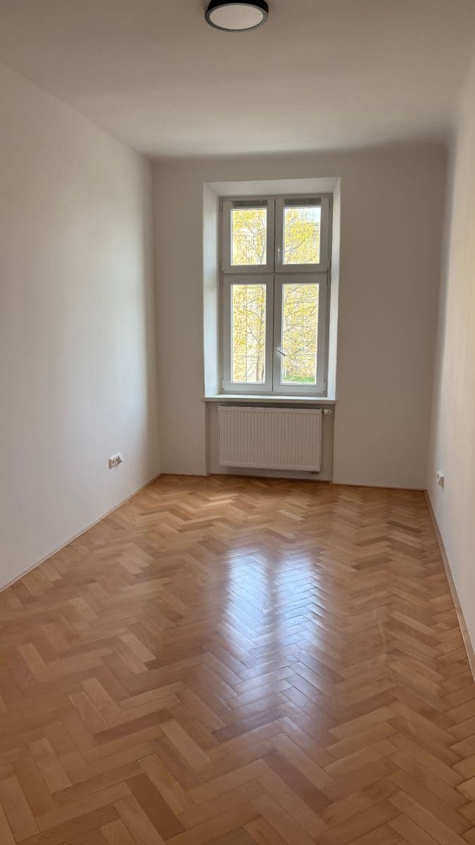 Prenájom bytu 3-izbový 69 m², Komenského, Opava, Moravskoslezský kraj Prenájom bytu 3-izbový 69 m², Komenského, Opava, Moravskoslezský kraj