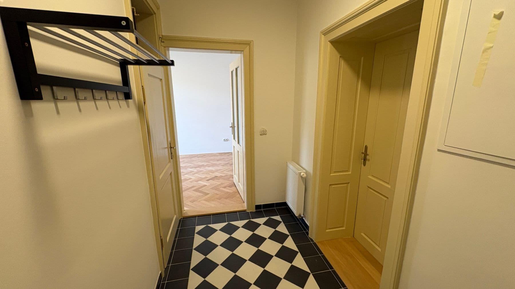 Prenájom bytu 3-izbový 69 m², Komenského, Opava, Moravskoslezský kraj Prenájom bytu 3-izbový 69 m², Komenského, Opava, Moravskoslezský kraj