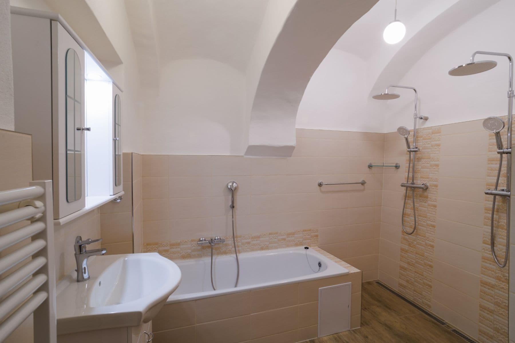 Prenájom bytu 3-izbový 73 m², Nové Město na Moravě, Kraj Vysočina Prenájom bytu 3-izbový 73 m², Nové Město na Moravě, Kraj Vysočina