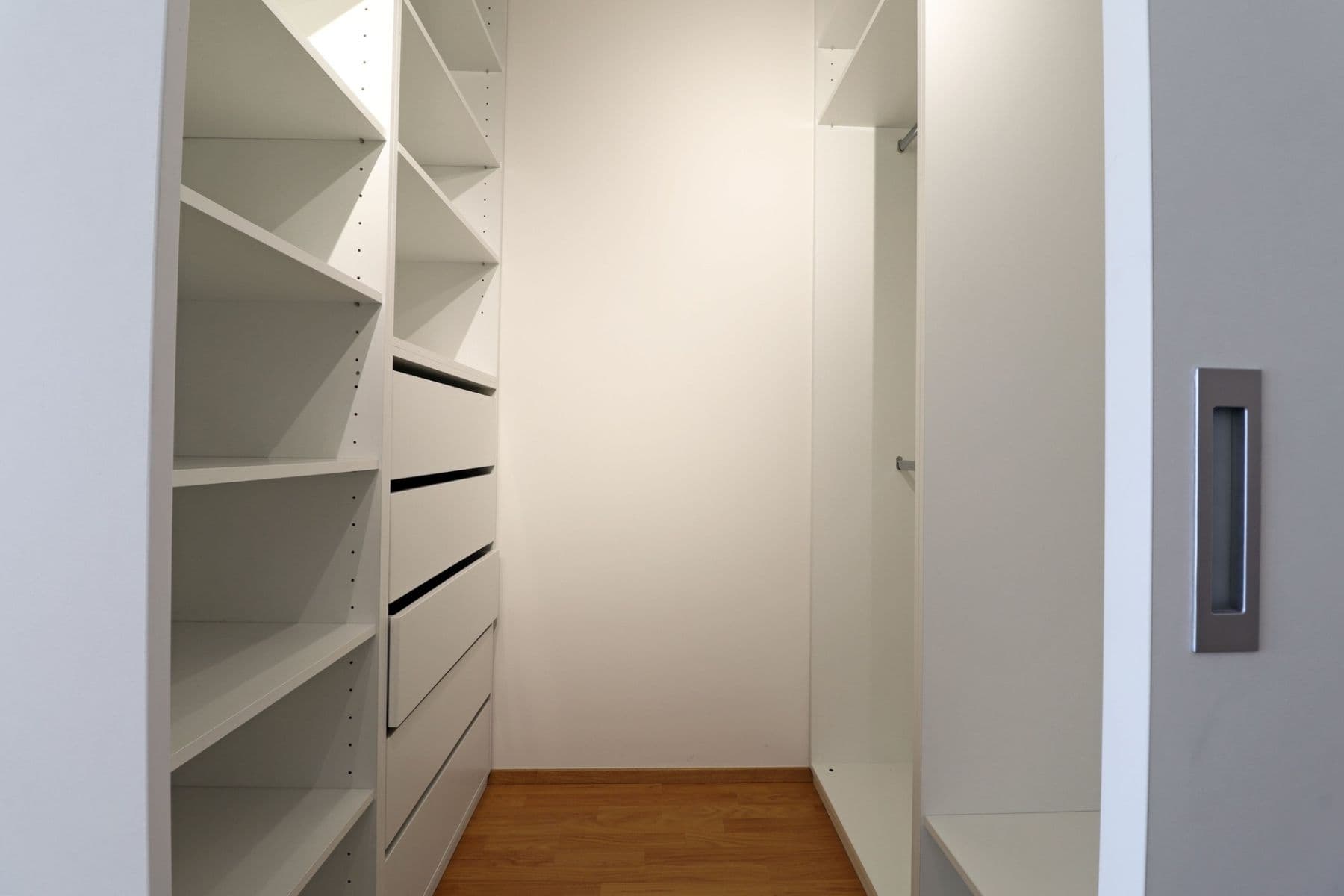 Prenájom bytu 2-izbový 63 m², Hanusova, Praha, Praha Prenájom bytu 2-izbový 63 m², Hanusova, Praha, Praha
