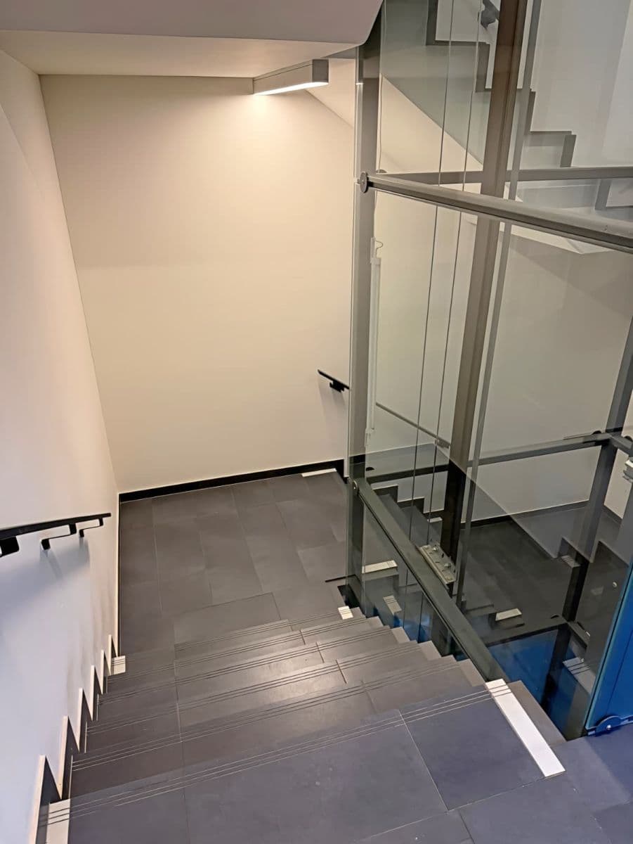 Prenájom bytu 2-izbový 63 m², Žitenická, Praha, Praha Prenájom bytu 2-izbový 63 m², Žitenická, Praha, Praha