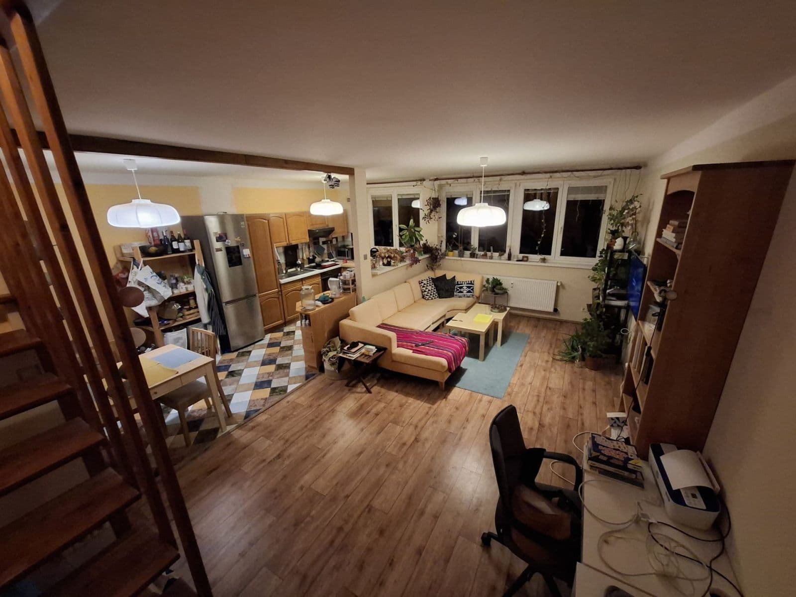 Prenájom bytu 3-izbový 80 m², Bulharská, Praha, Praha Prenájom bytu 3-izbový 80 m², Bulharská, Praha, Praha