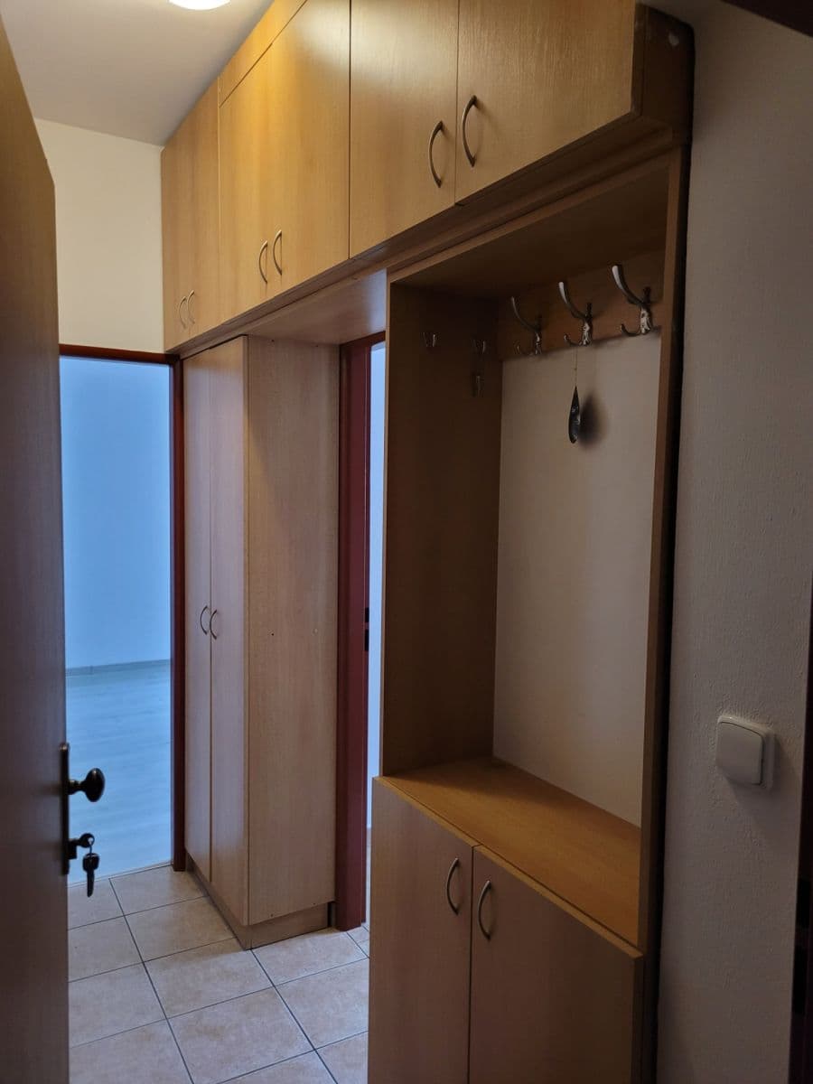 Prenájom bytu 1-izbový 30 m², Anglická, Náchod, Královéhradecký kraj Prenájom bytu 1-izbový 30 m², Anglická, Náchod, Královéhradecký kraj