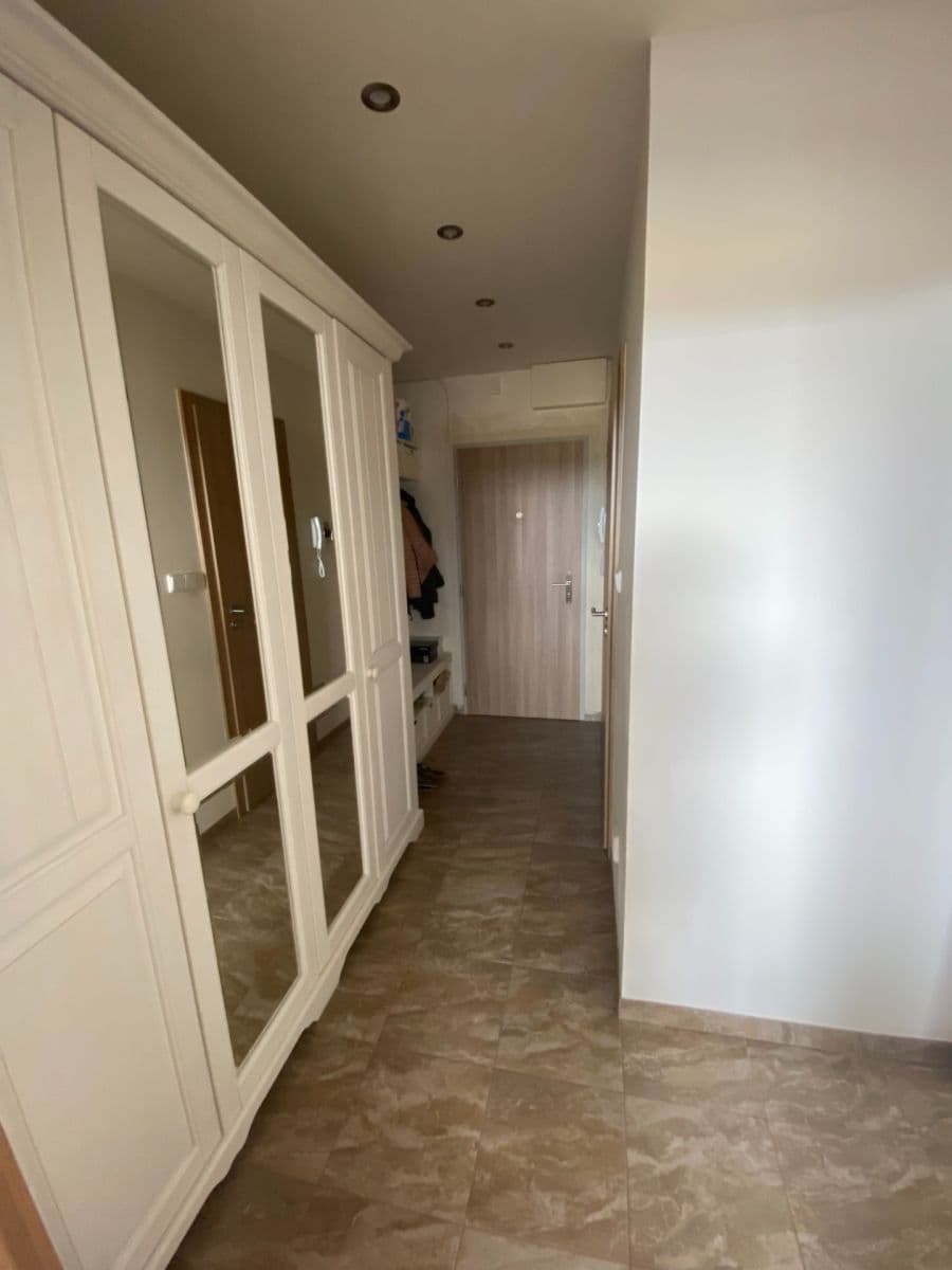 Prenájom bytu 2-izbový 43 m², M. Švabinského, Kladno, Středočeský kraj Prenájom bytu 2-izbový 43 m², M. Švabinského, Kladno, Středočeský kraj