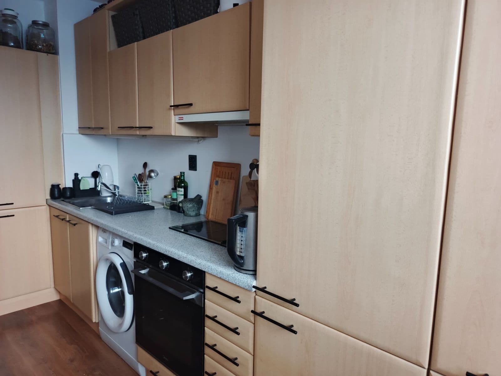 Prenájom bytu 1-izbový 30 m², Šestajovická, Praha, Praha Prenájom bytu 1-izbový 30 m², Šestajovická, Praha, Praha