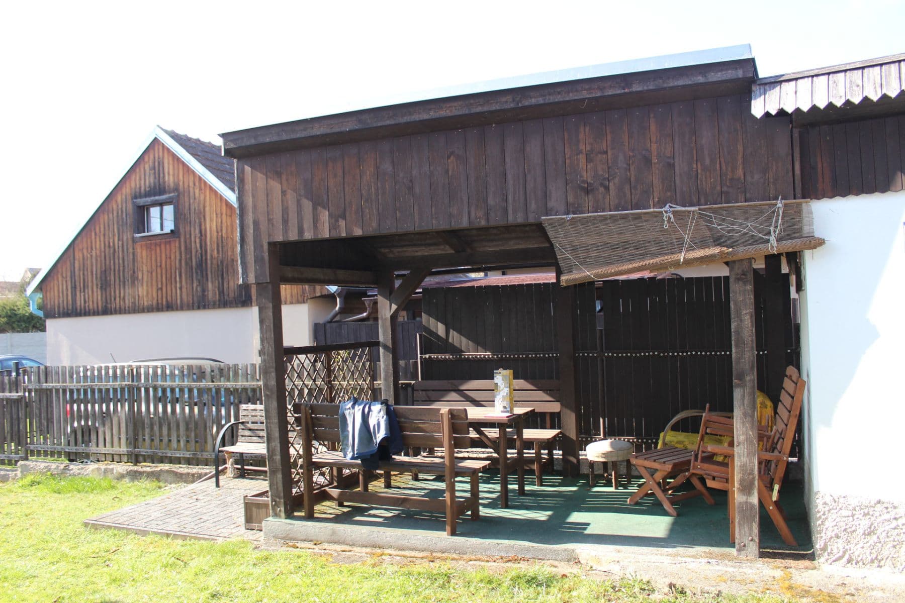 Predaj rekreačného objektu 225 m², pozemek 712 m², Křečovice, Středočeský kraj Predaj rekreačného objektu 225 m², pozemek 712 m², Křečovice, Středočeský kraj