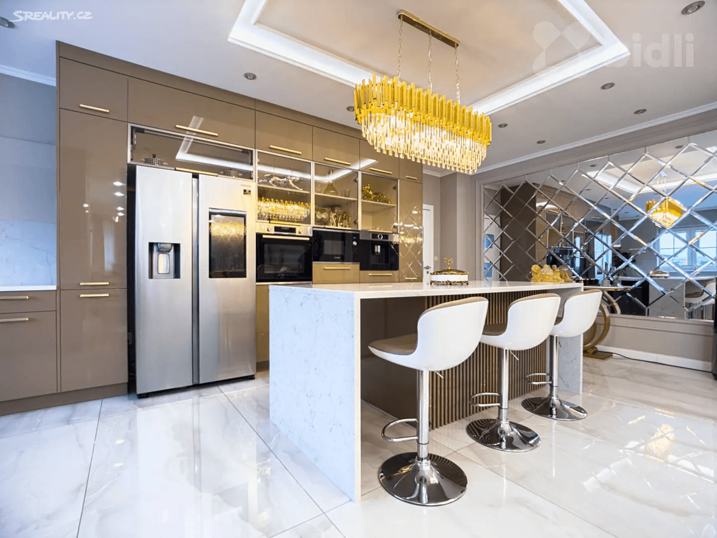 Prenájom domu 189 m², pozemek 1.140 m², Zlatá, Středočeský kraj Prenájom domu 189 m², pozemek 1.140 m², Zlatá, Středočeský kraj