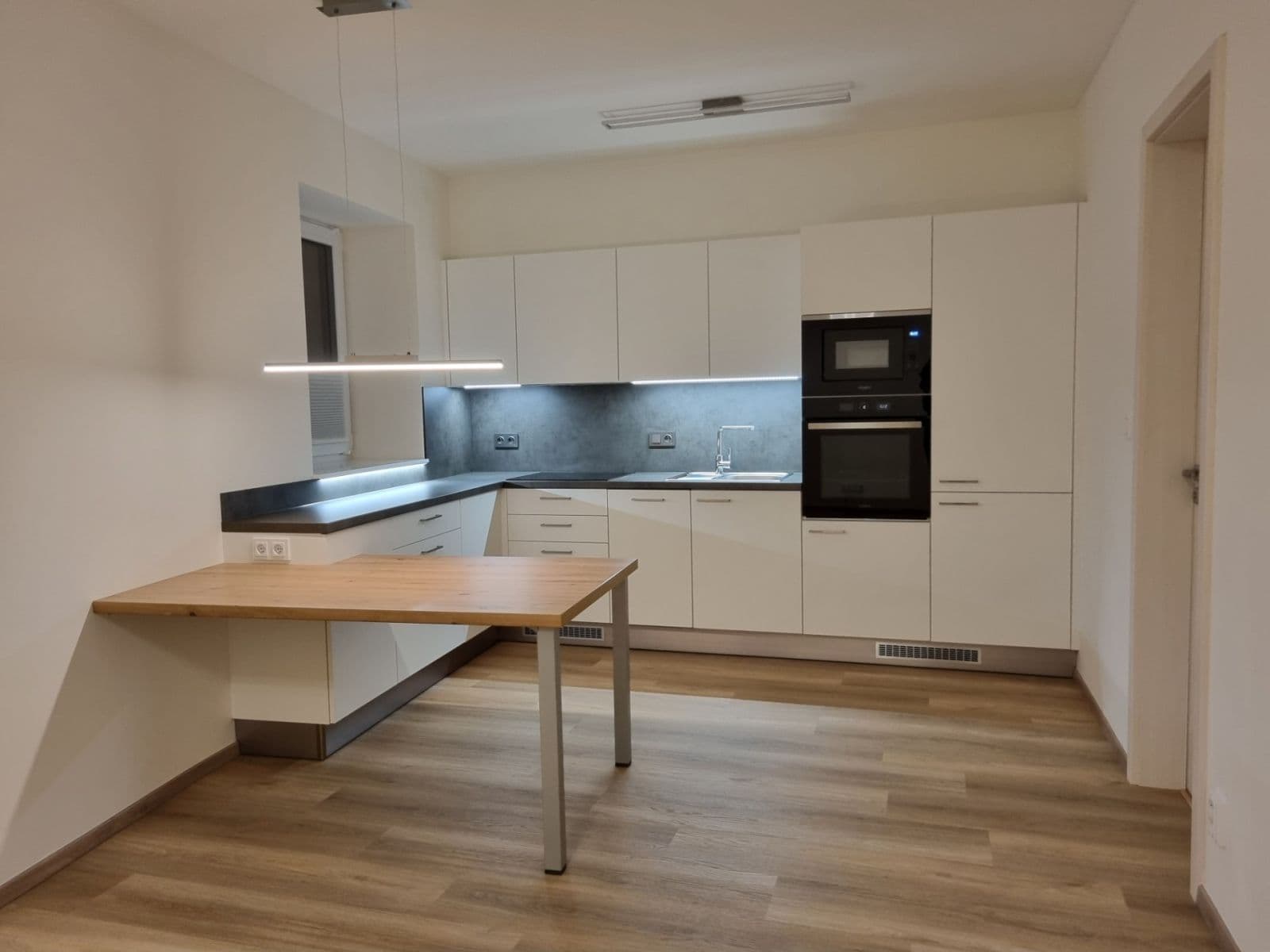 Prenájom bytu 2-izbový 52 m², Branka, Brno, Jihomoravský kraj Prenájom bytu 2-izbový 52 m², Branka, Brno, Jihomoravský kraj