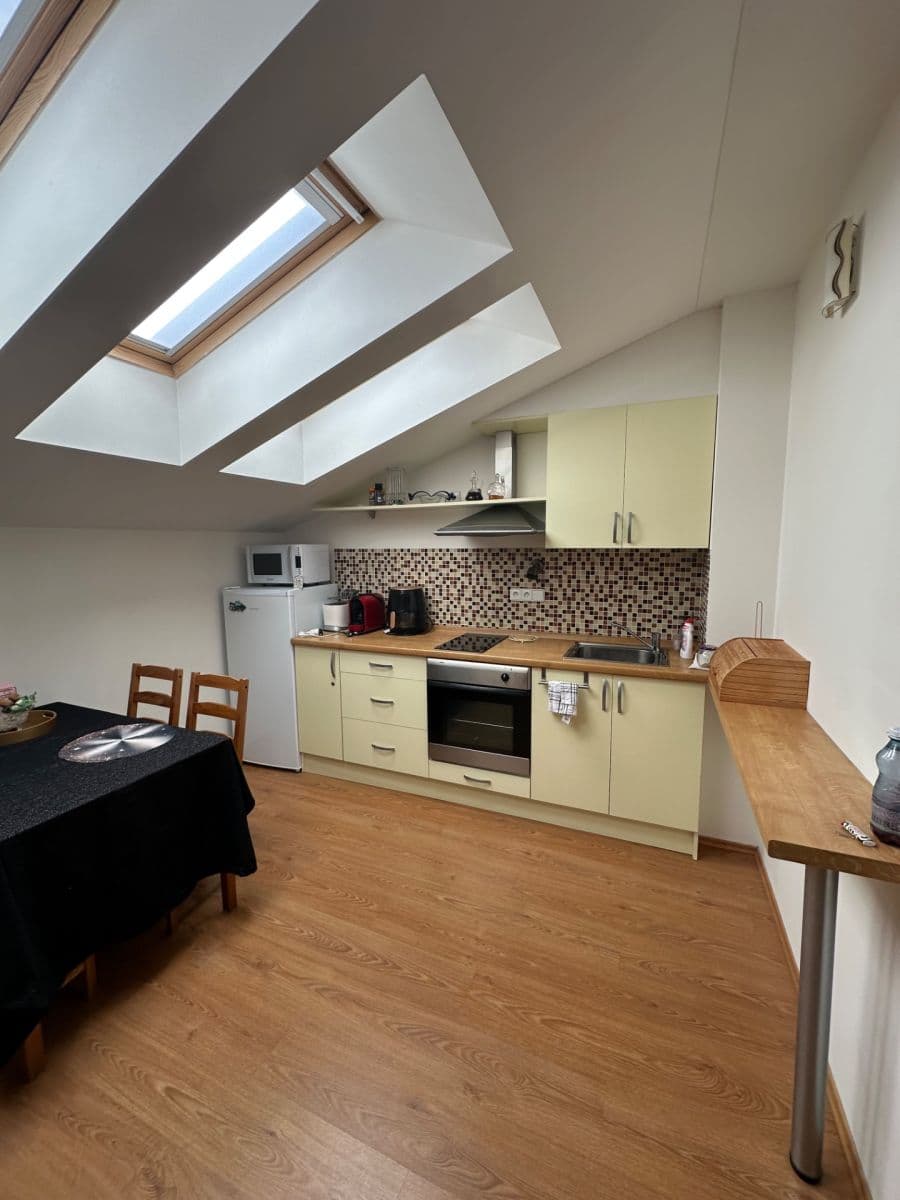 Prenájom bytu 1-izbový 31 m², Slapy, Středočeský kraj Prenájom bytu 1-izbový 31 m², Slapy, Středočeský kraj