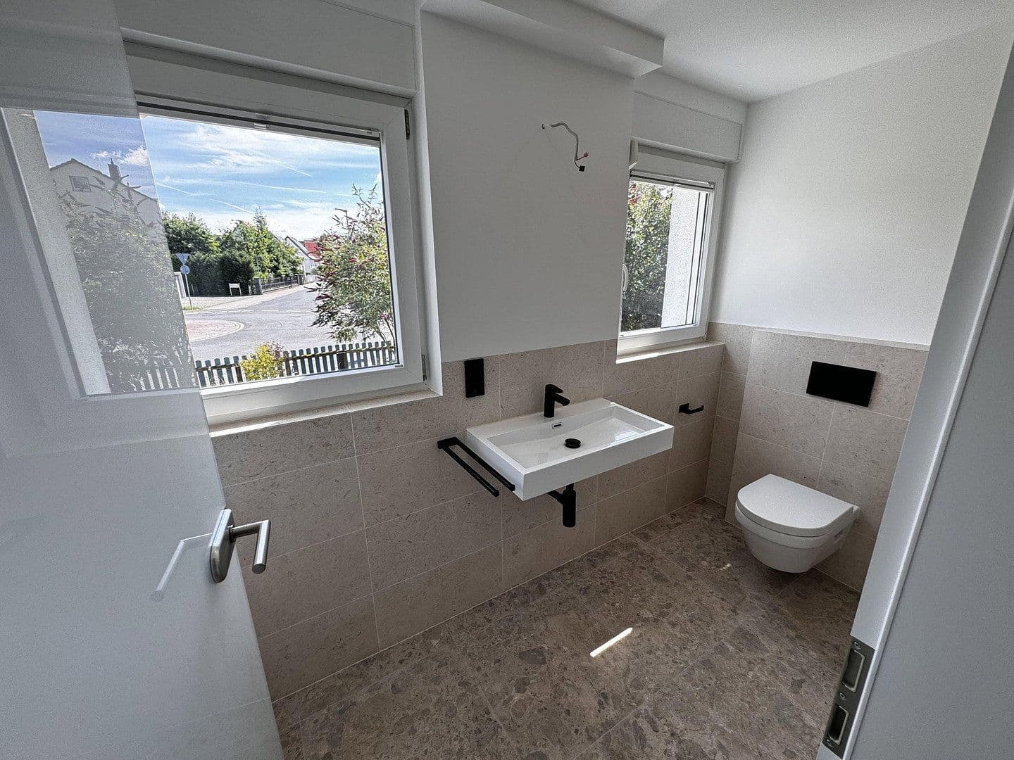 Prenájom bytu 5-izbový 160 m², Bruchköbel, Hesensko Prenájom bytu 5-izbový 160 m², Bruchköbel, Hesensko