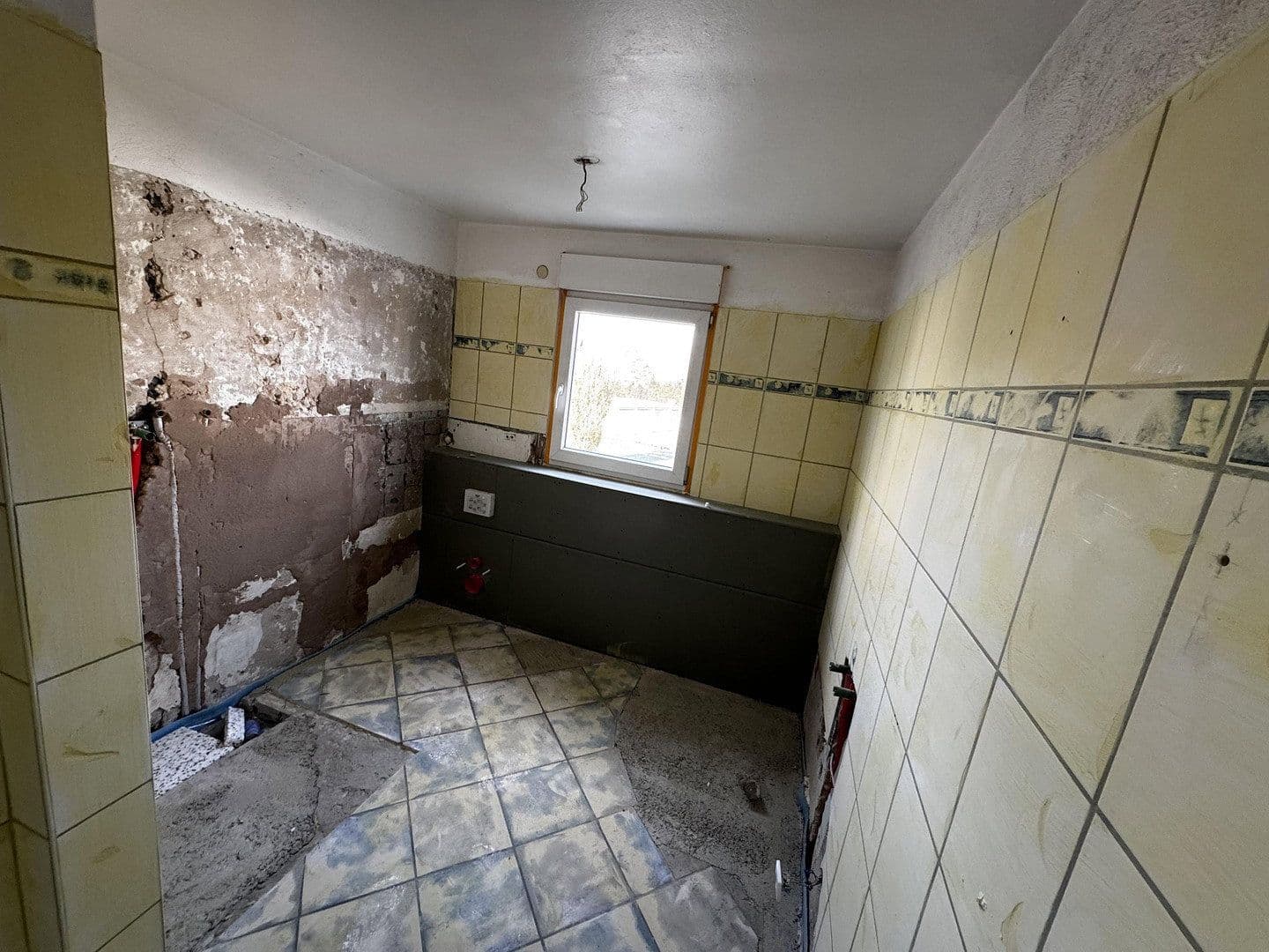 Prenájom bytu 5-izbový 160 m², Bruchköbel, Hesensko Prenájom bytu 5-izbový 160 m², Bruchköbel, Hesensko