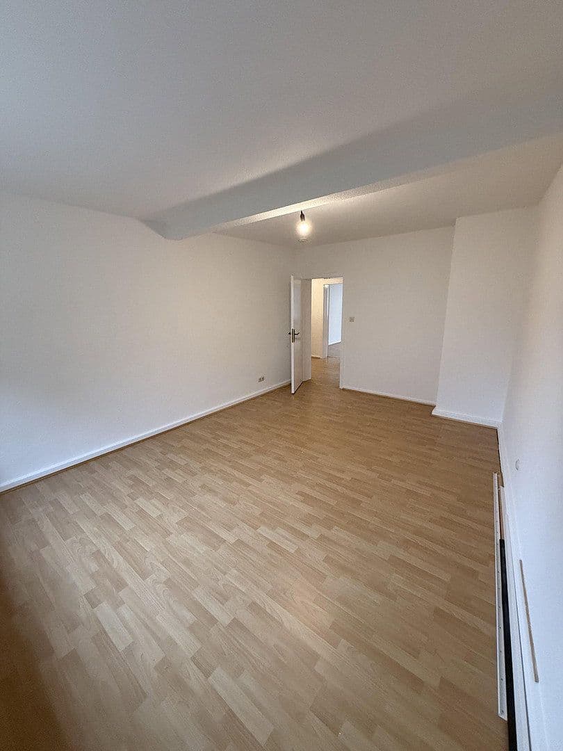 Prenájom bytu 2-izbový 62 m², Paradestr. 33, Wuppertal, Severné Porýnie - Westfálsko Prenájom bytu 2-izbový 62 m², Paradestr. 33, Wuppertal, Severné Porýnie - Westfálsko