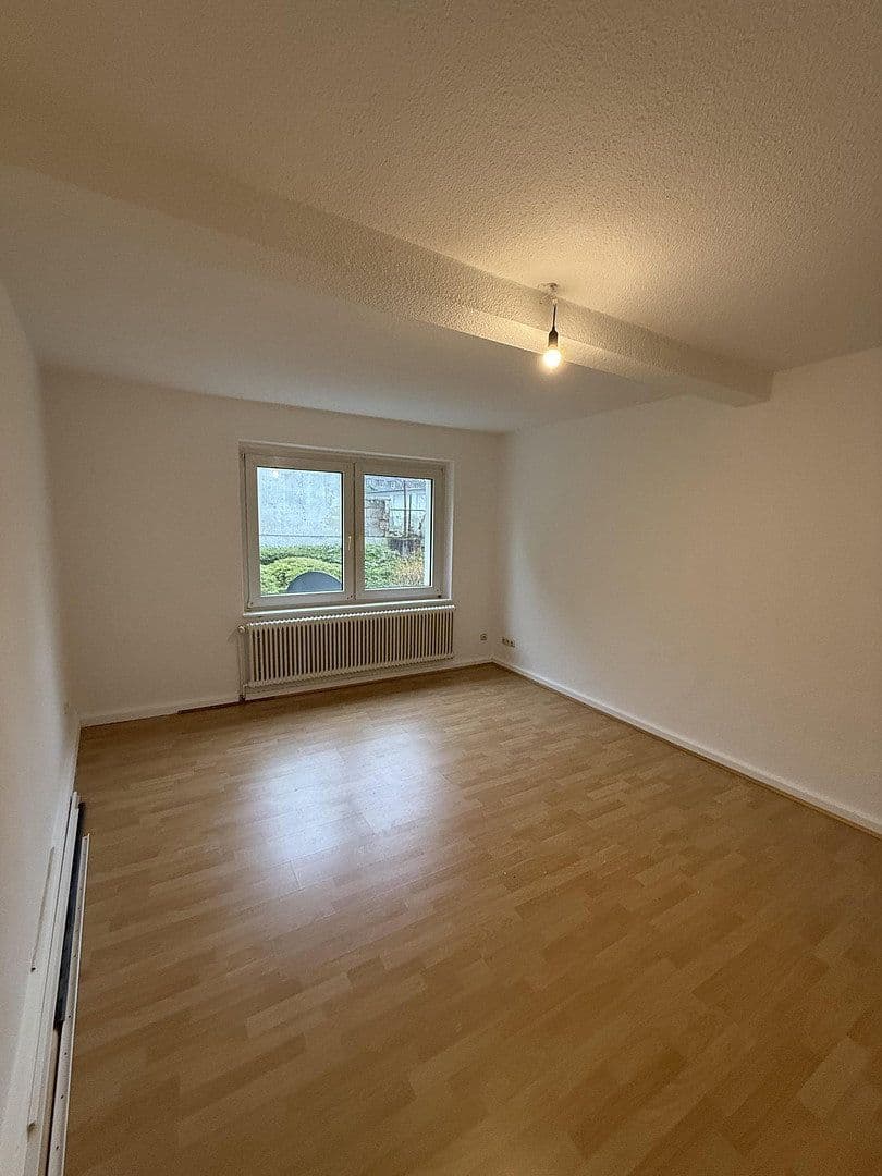 Prenájom bytu 2-izbový 62 m², Paradestr. 33, Wuppertal, Severné Porýnie - Westfálsko Prenájom bytu 2-izbový 62 m², Paradestr. 33, Wuppertal, Severné Porýnie - Westfálsko