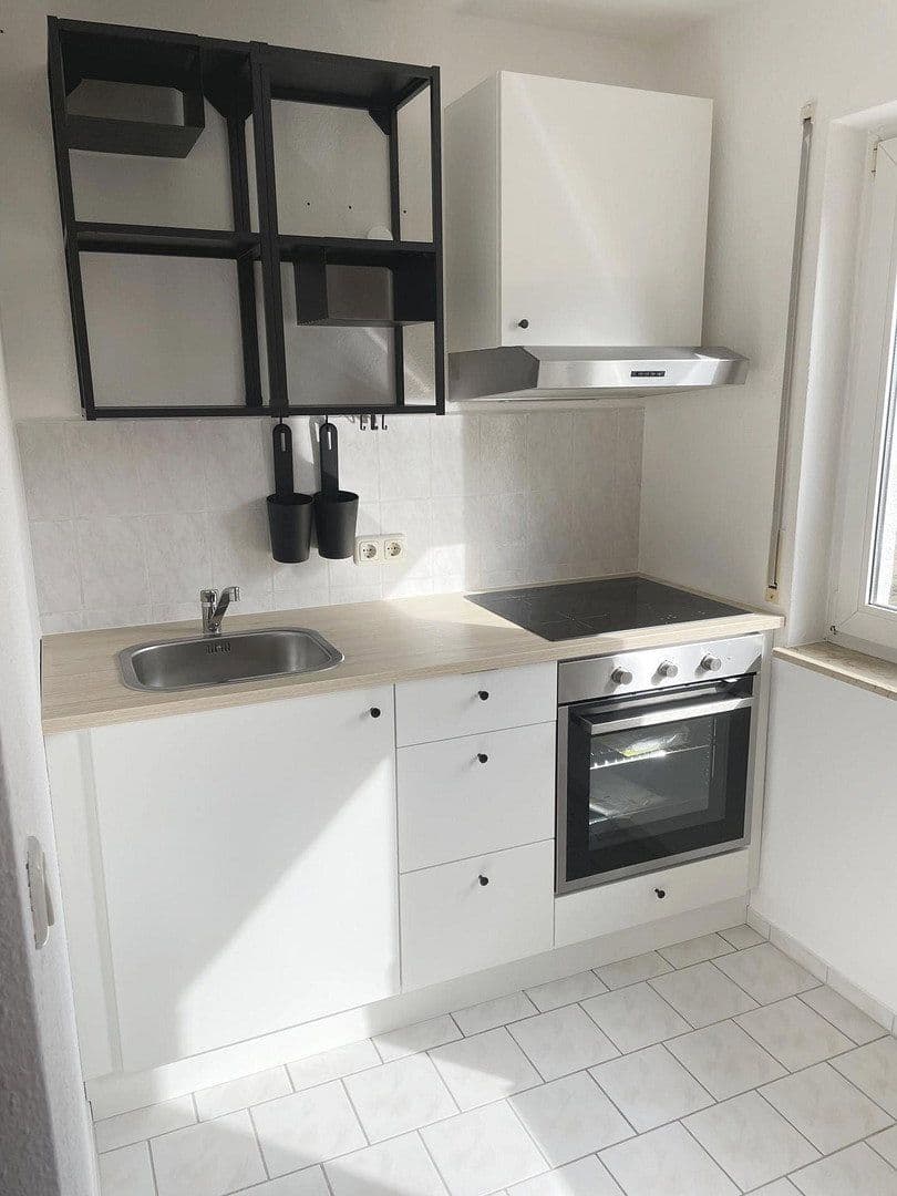 Prenájom bytu 1-izbový 33 m², Ackermannstraße 19, Dresden, Sasko Prenájom bytu 1-izbový 33 m², Ackermannstraße 19, Dresden, Sasko