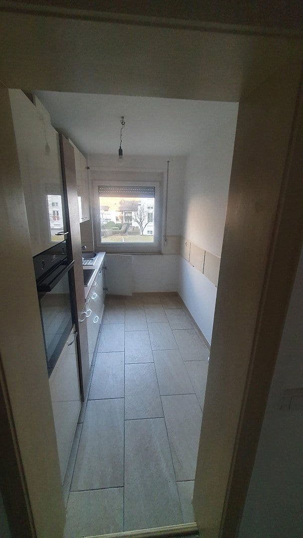 Predaj bytu 3-izbový 75 m², Esslingen am Neckar, Bádensko-Wurttembersko Predaj bytu 3-izbový 75 m², Esslingen am Neckar, Bádensko-Wurttembersko