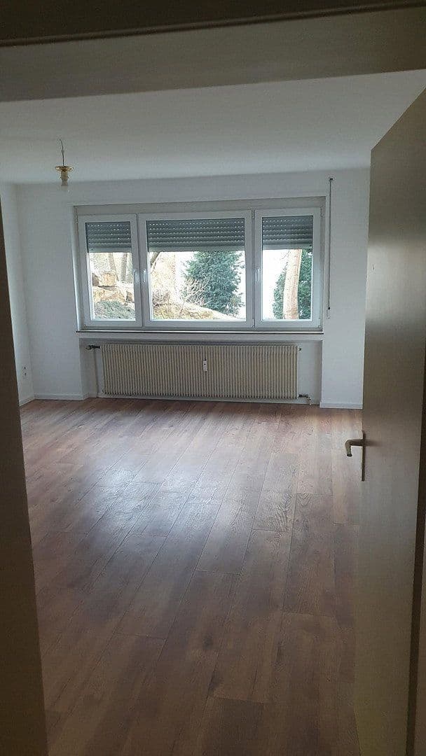 Predaj bytu 3-izbový 75 m², Esslingen am Neckar, Bádensko-Wurttembersko Predaj bytu 3-izbový 75 m², Esslingen am Neckar, Bádensko-Wurttembersko